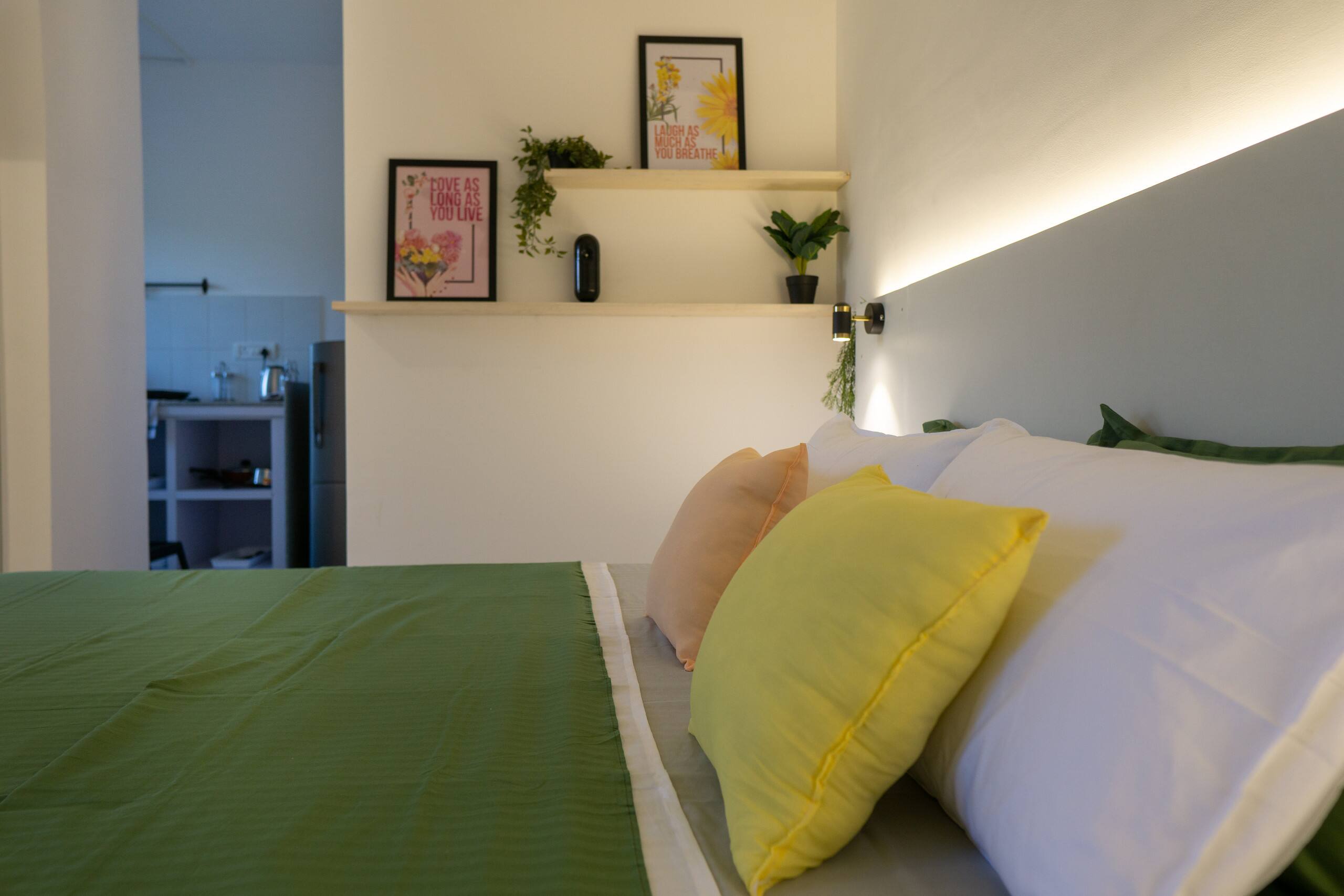 Spacious & Airy Studio · Balcony · Palolem Beach 28