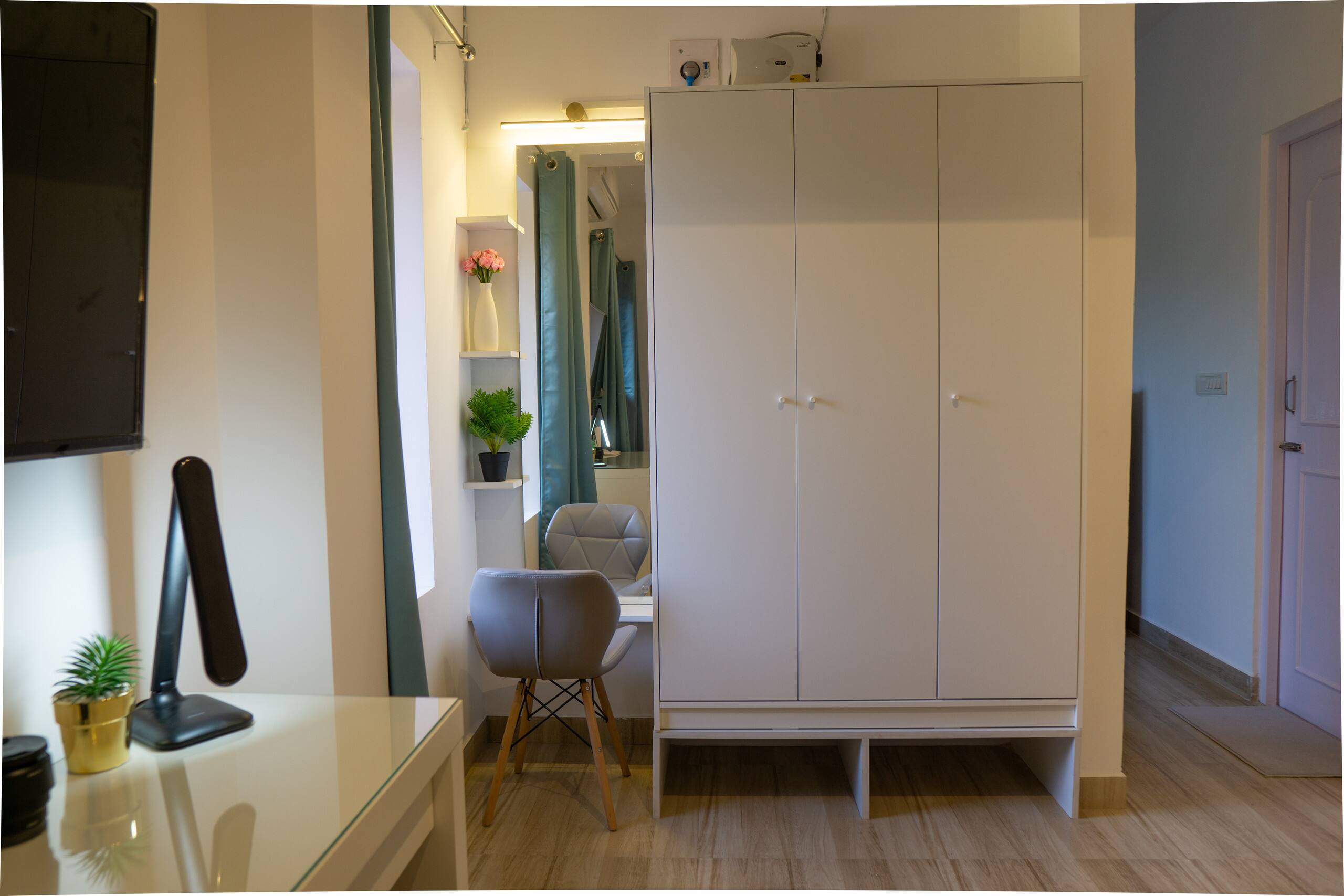 Spacious & Airy Studio · Balcony · Palolem Beach 36