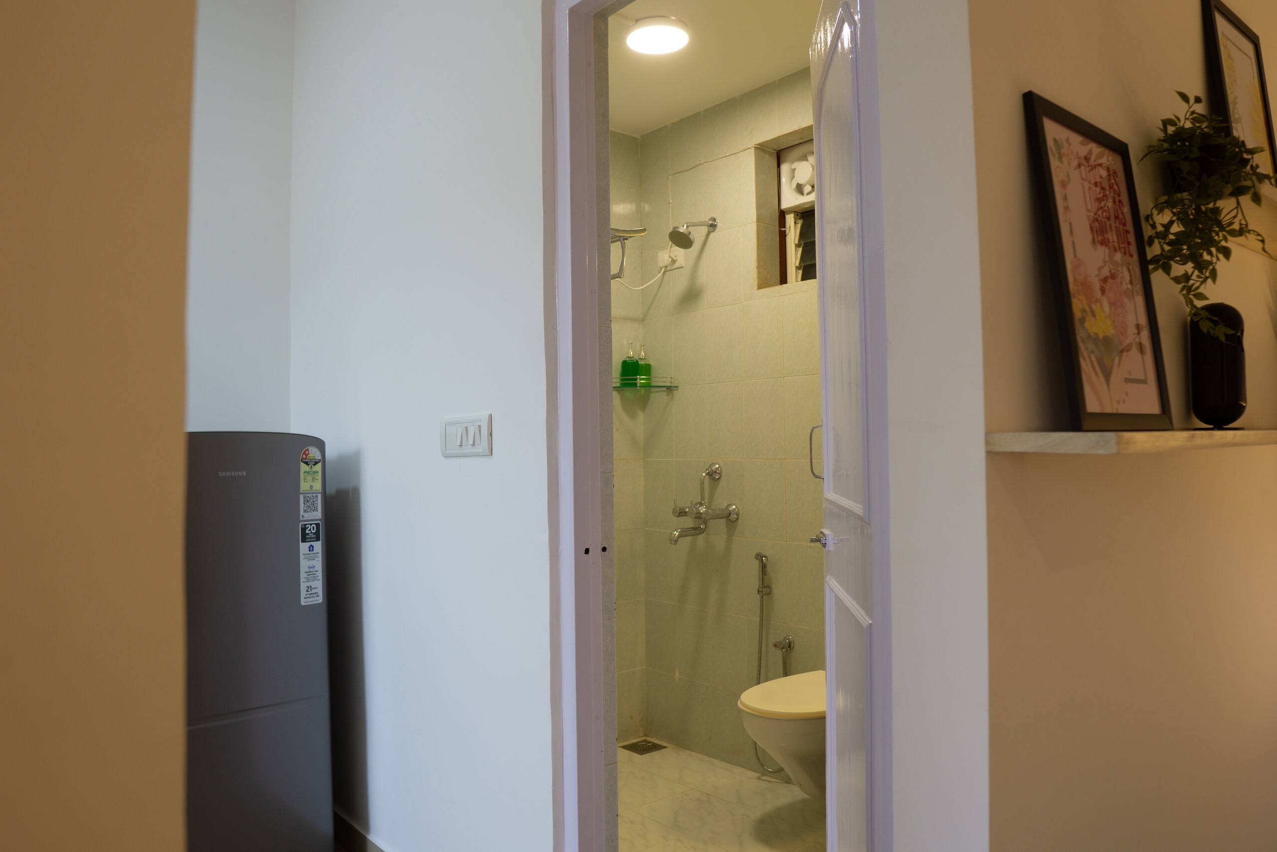 Spacious & Airy Studio · Balcony · Palolem Beach 19
