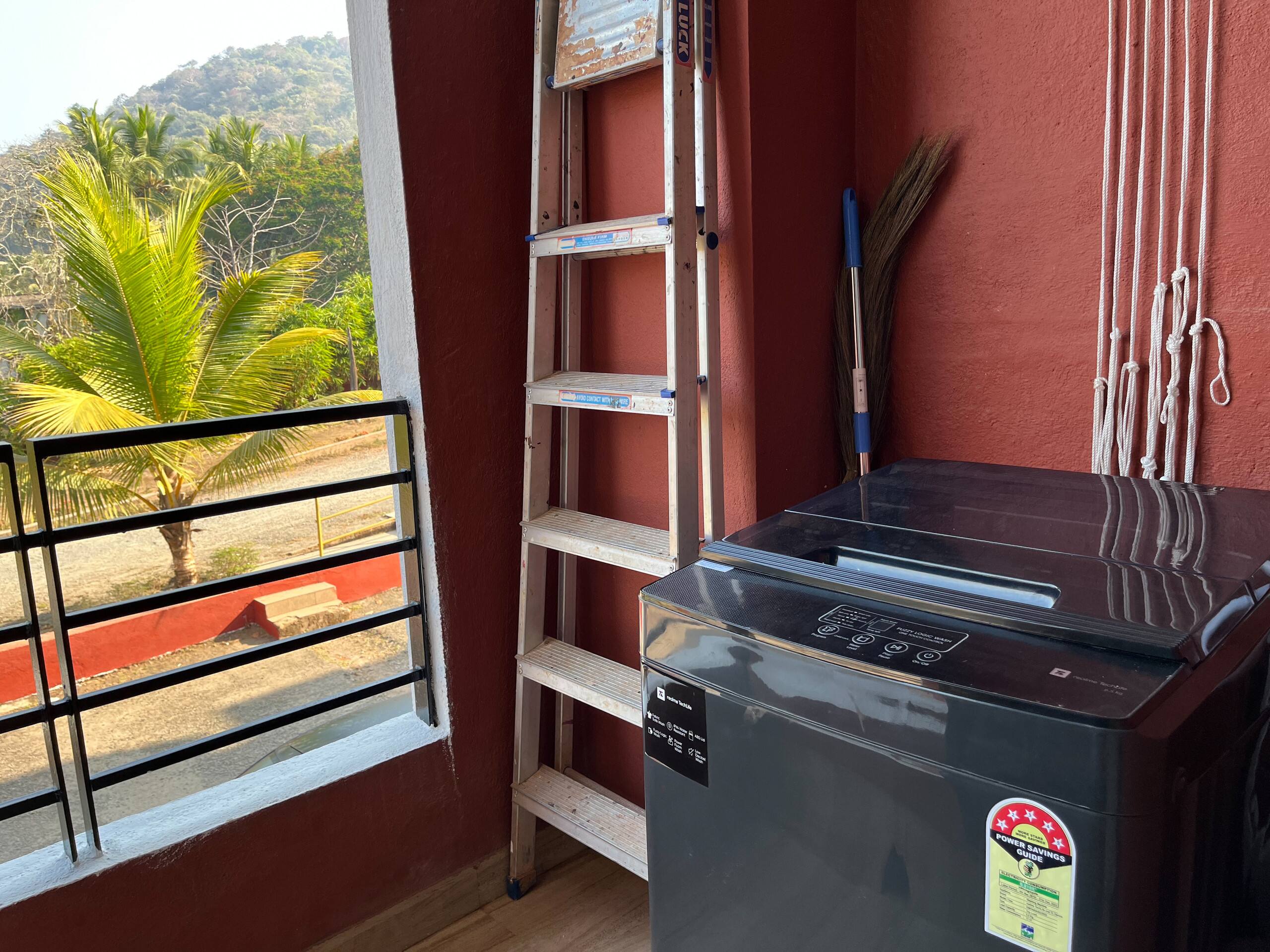 Spacious & Airy Studio · Balcony · Palolem Beach 25