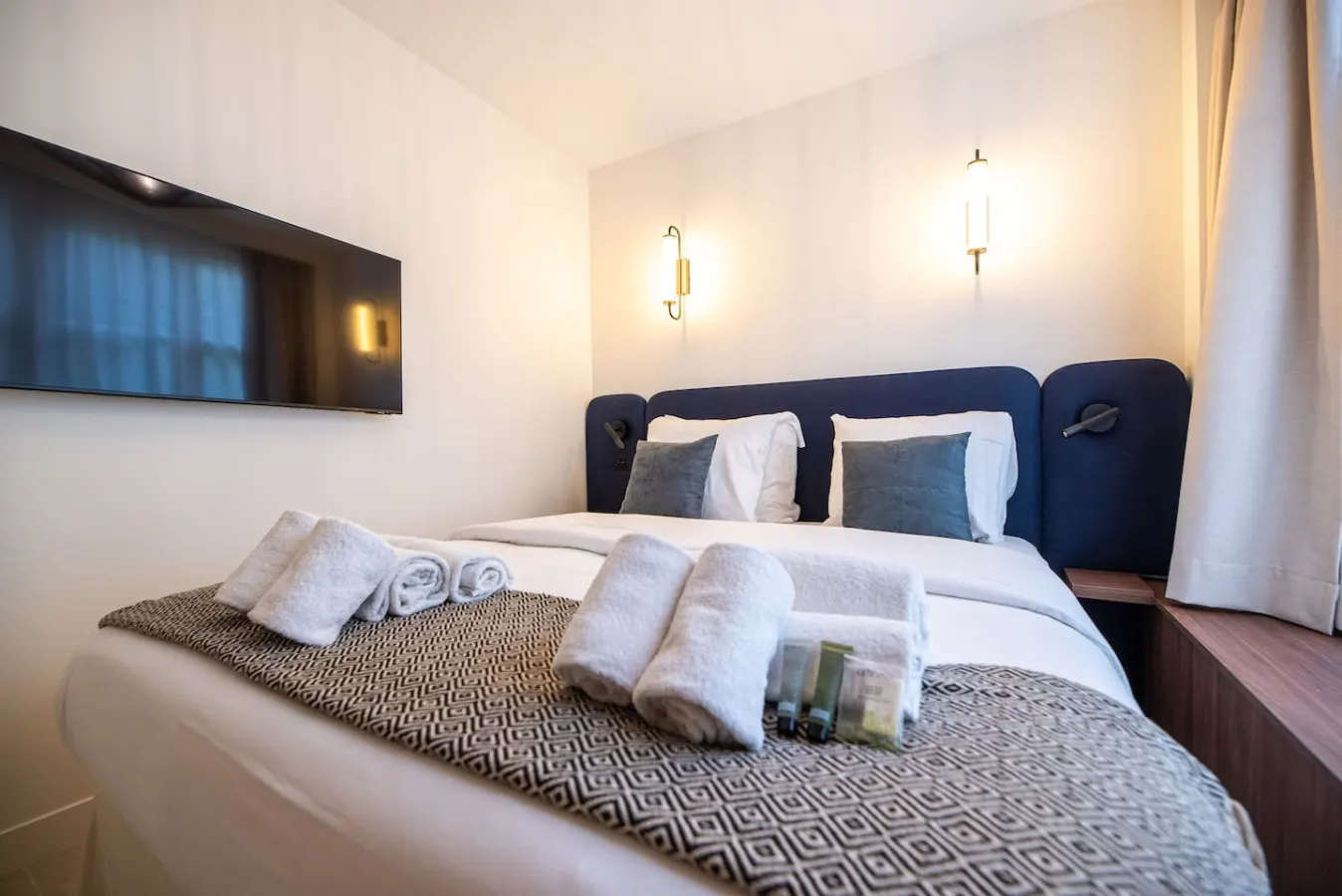 Luxury and charm in the heart of Place des Vosges#AC 12