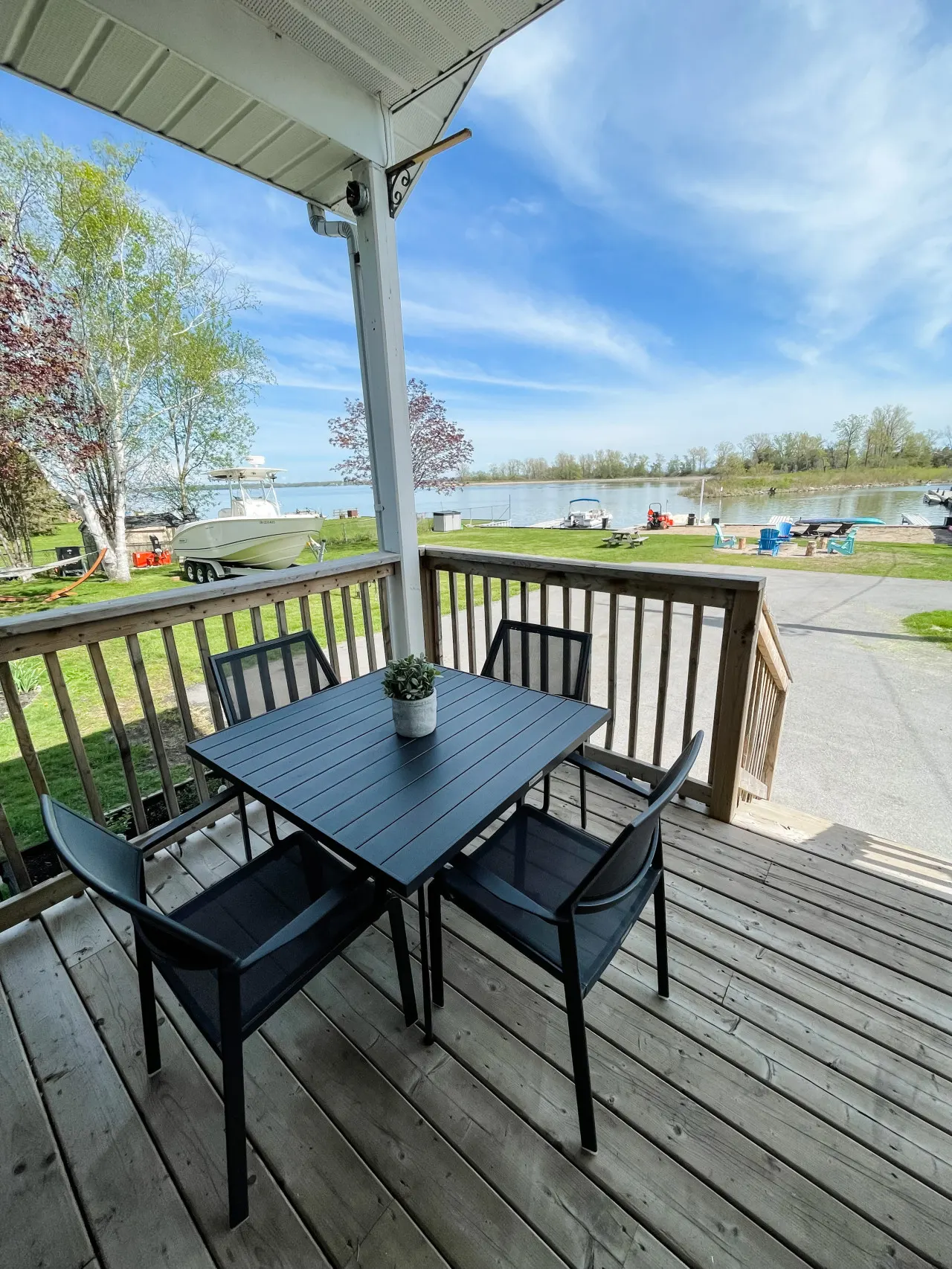 Coastal Hideaway - Lakeside with Hot Tub 13