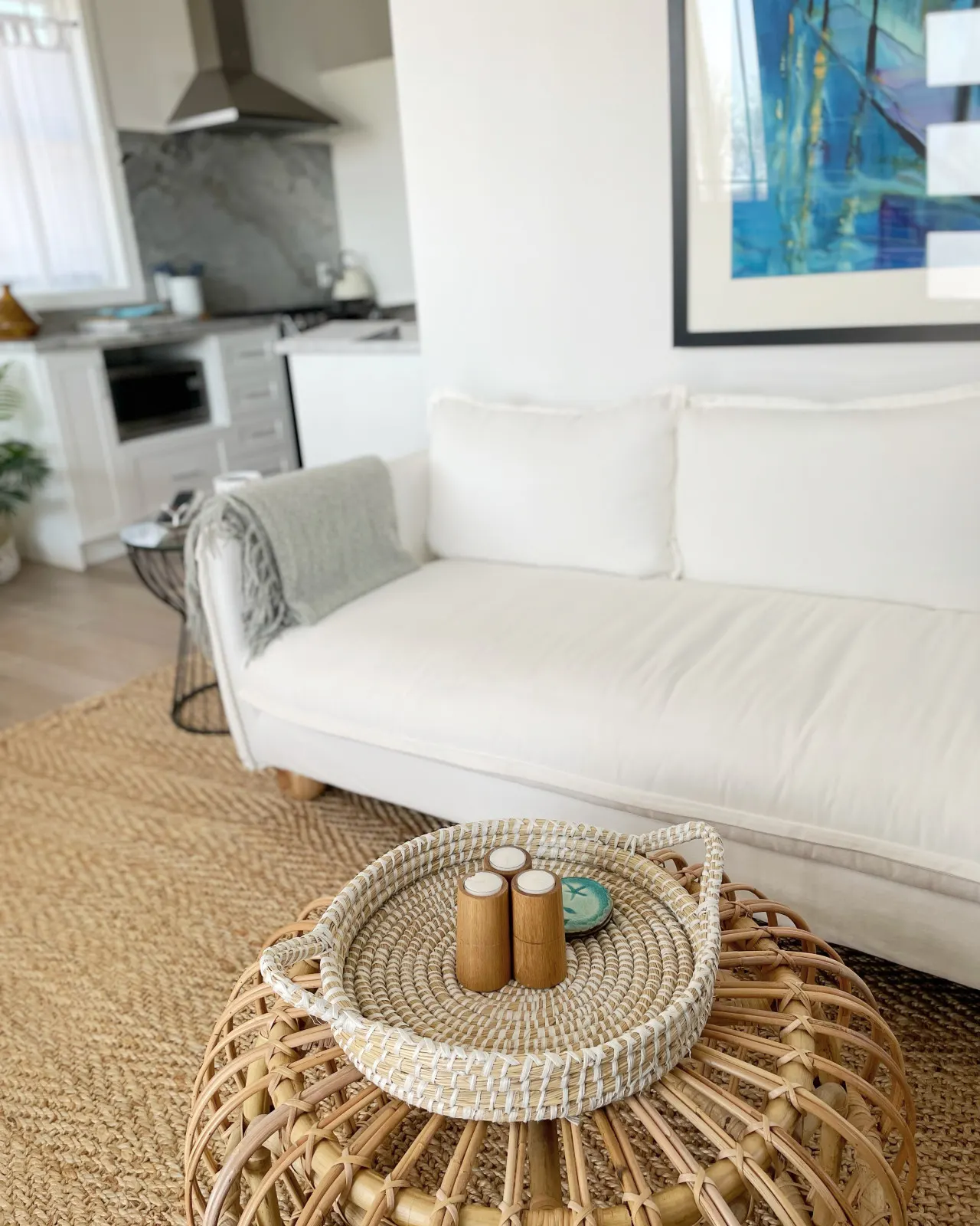 Coastal Hideaway - Lakeside with Hot Tub — photo 5