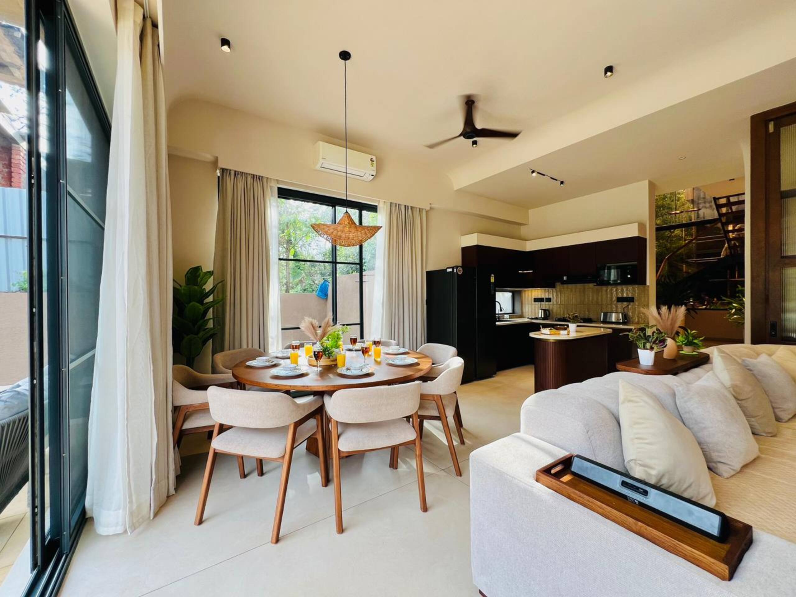 Ultra Luxury 4BHK Villa Anjuna - Private Pool 13