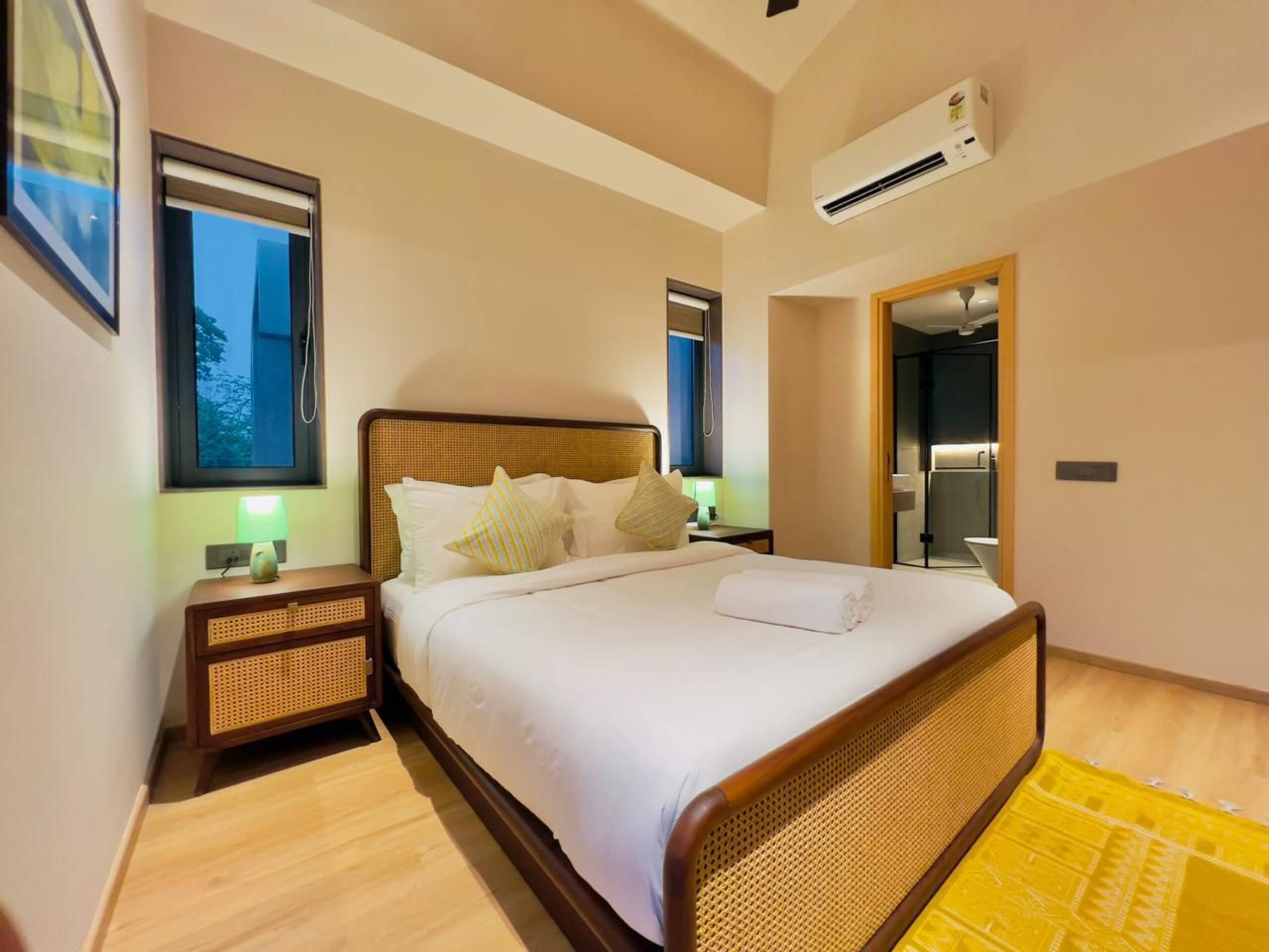 Ultra Luxury 4BHK Villa Anjuna - Private Pool 18