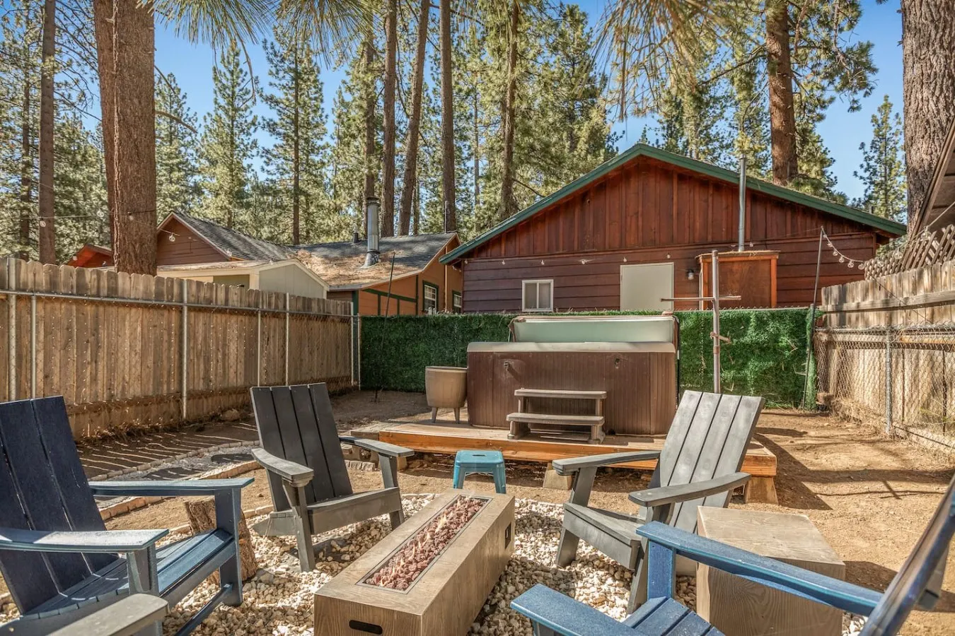 Gambrel Boho Cabin Vibes, Hot Tub & Firepit — photo 3