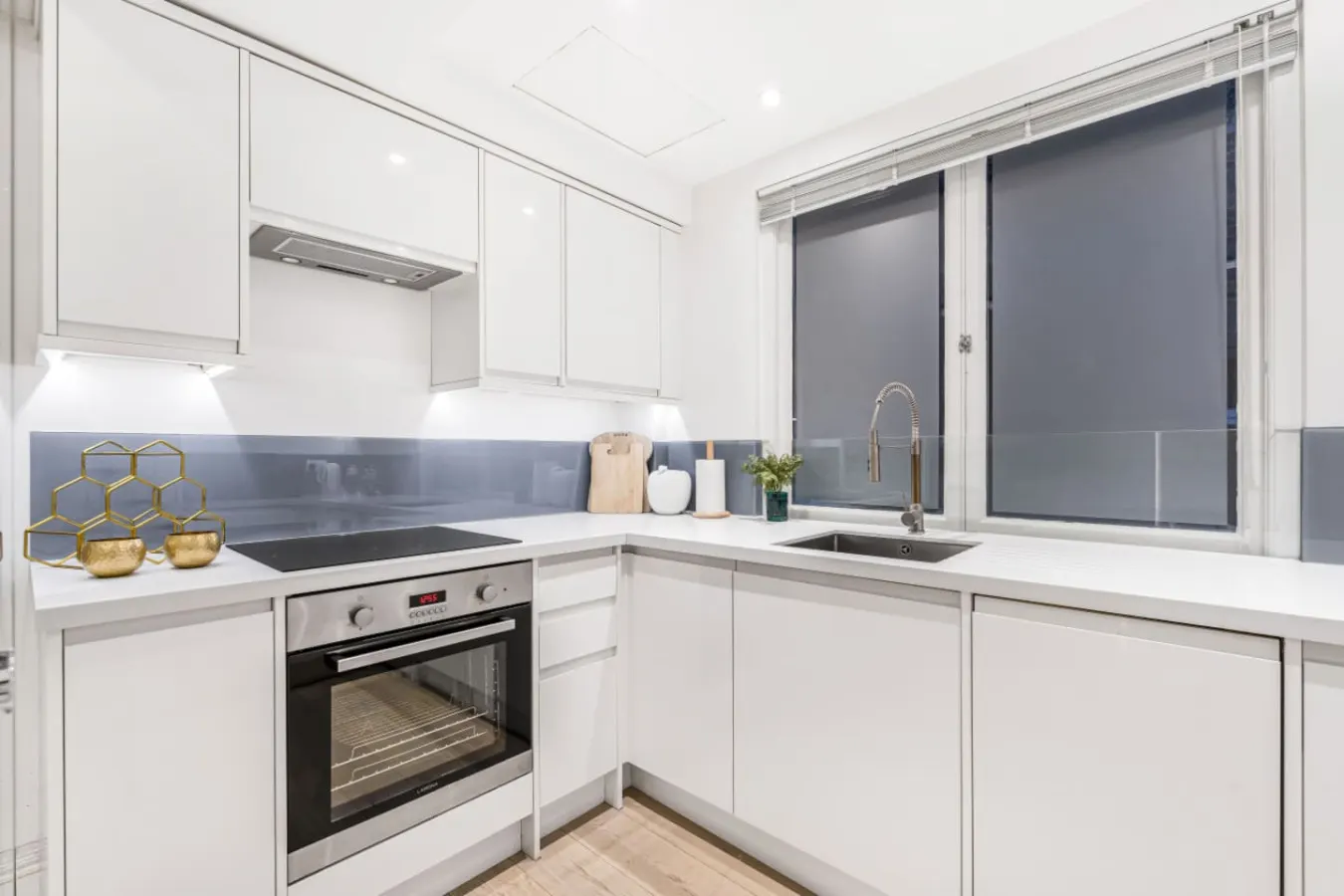 £5 Million Knightsbridge Home Harrods Next Door 17