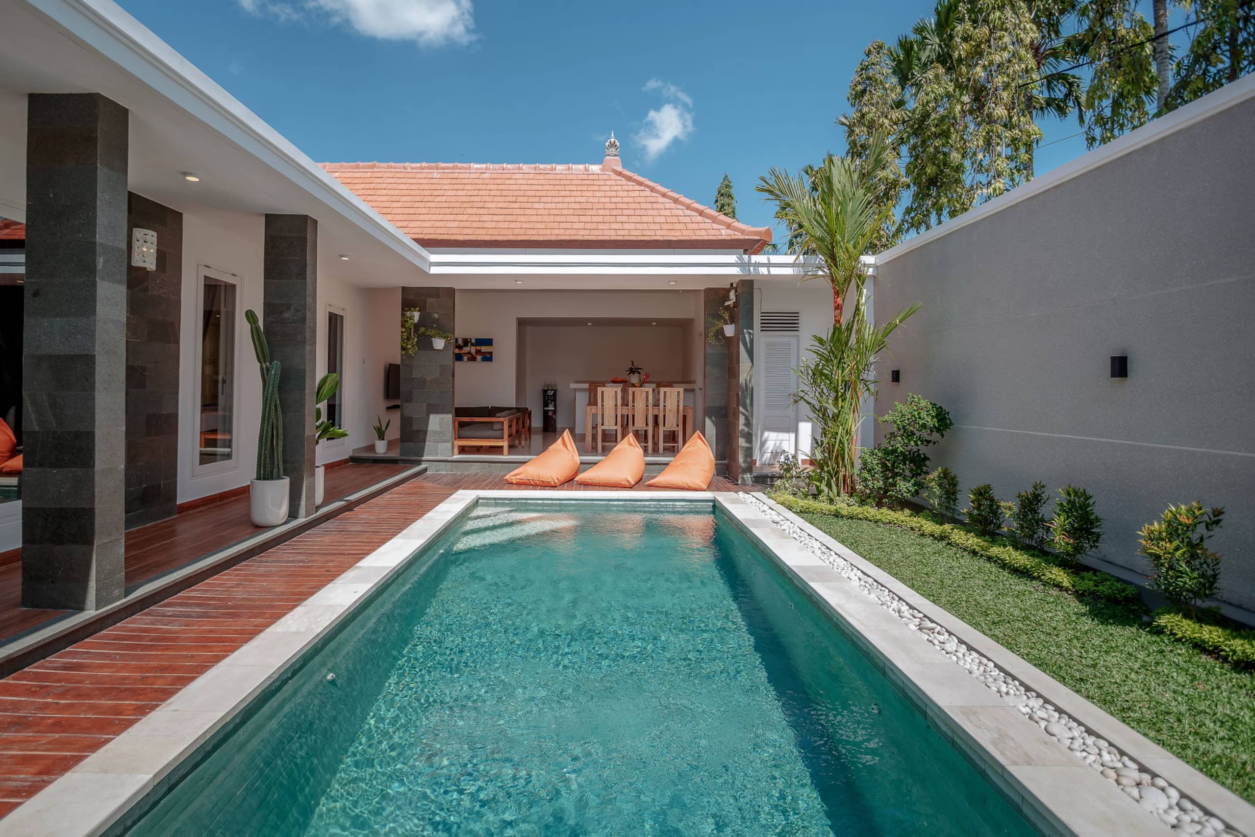 Amazing Villa in Oberoi Top Location 6
