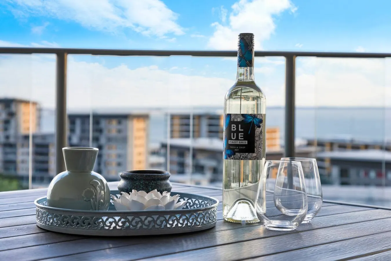 Zen At Arkaba ~ 3BR Luxury apt in Darwin City overlooking Waterfront Precinct 10