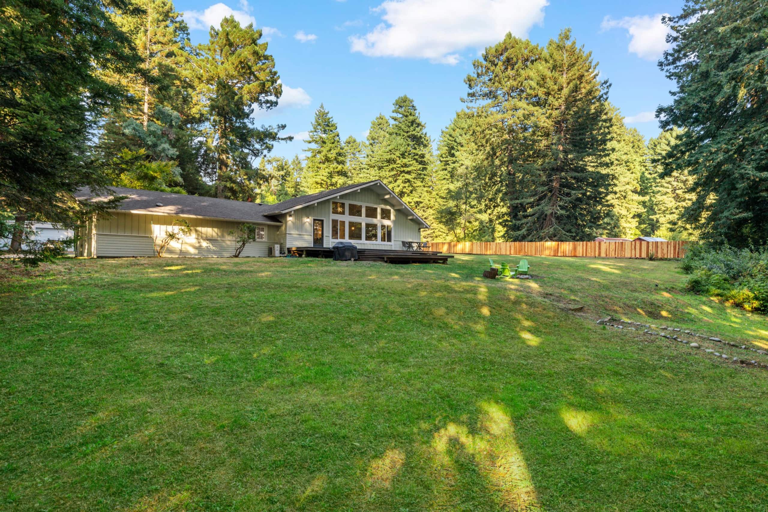 Smith River Retreat 26