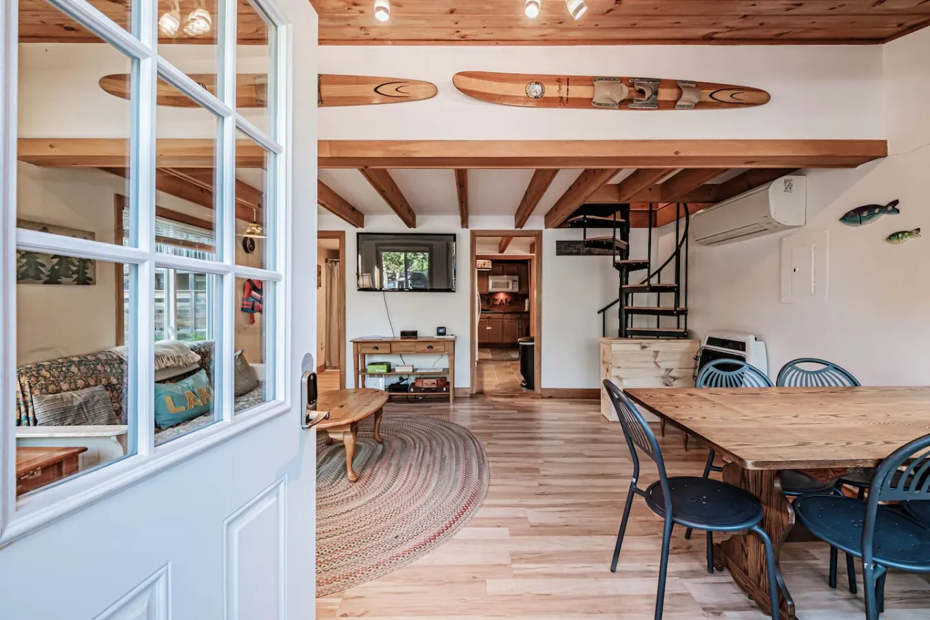 Sandy Feet Retreat- Waterfront in Kettle Cove on Sebago 12