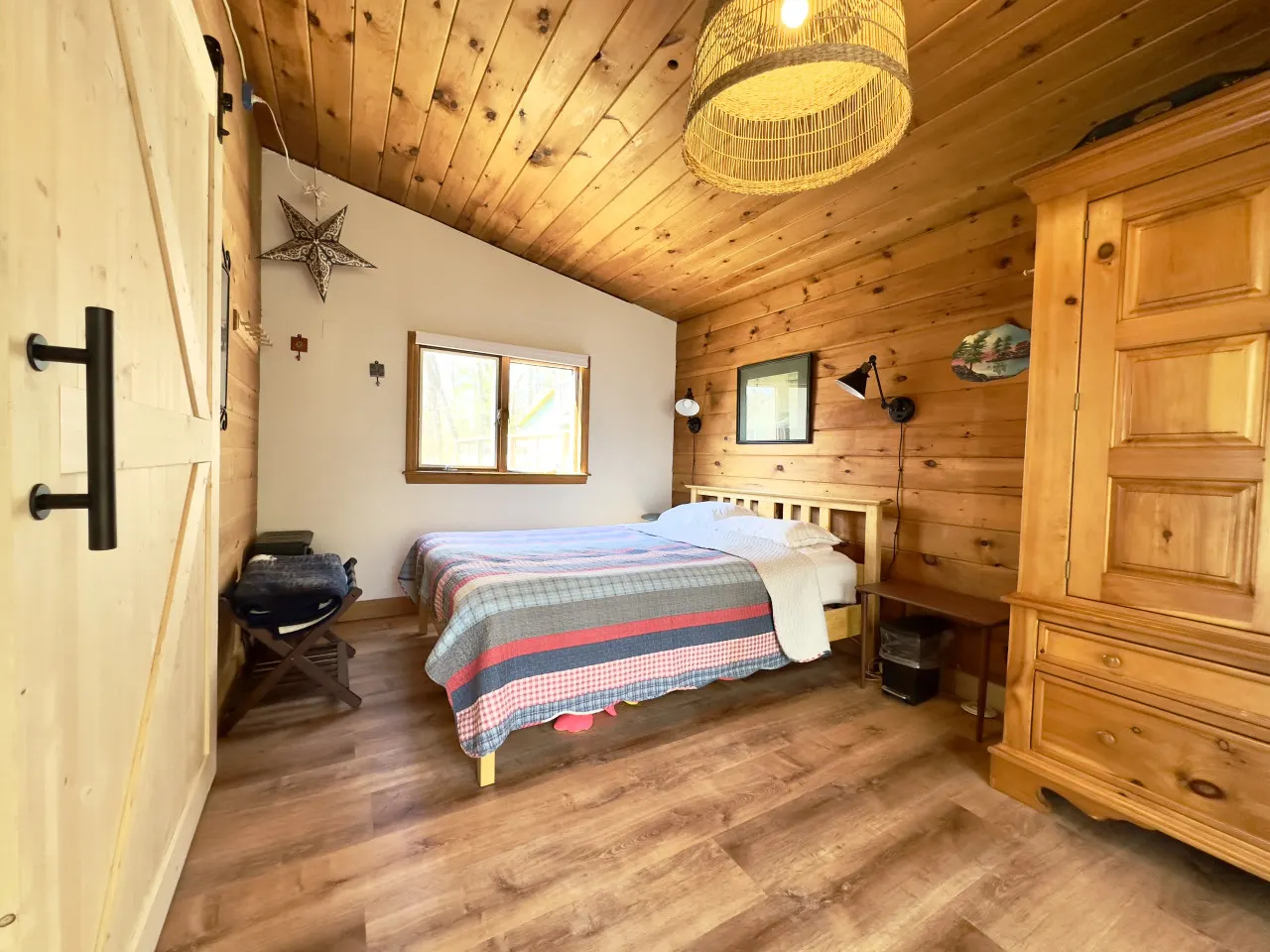 Sandy Feet Retreat- Waterfront in Kettle Cove on Sebago 20