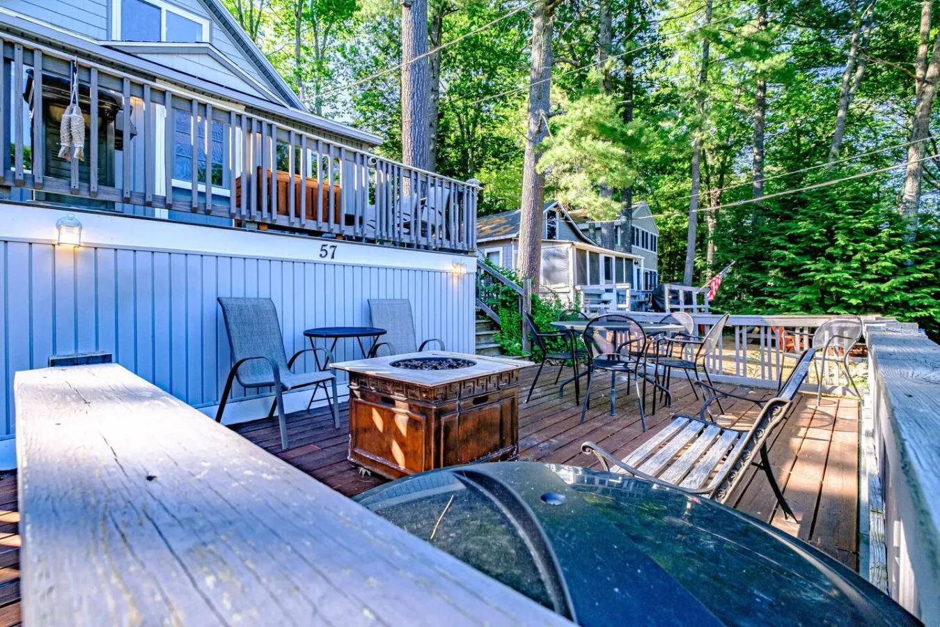 Sandy Feet Retreat- Waterfront in Kettle Cove on Sebago 7