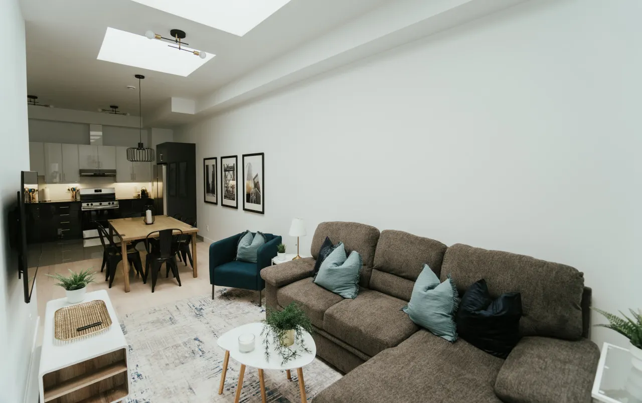 Little Italy - New Modern 2bdr Apartment in Little Italy - Unit 302