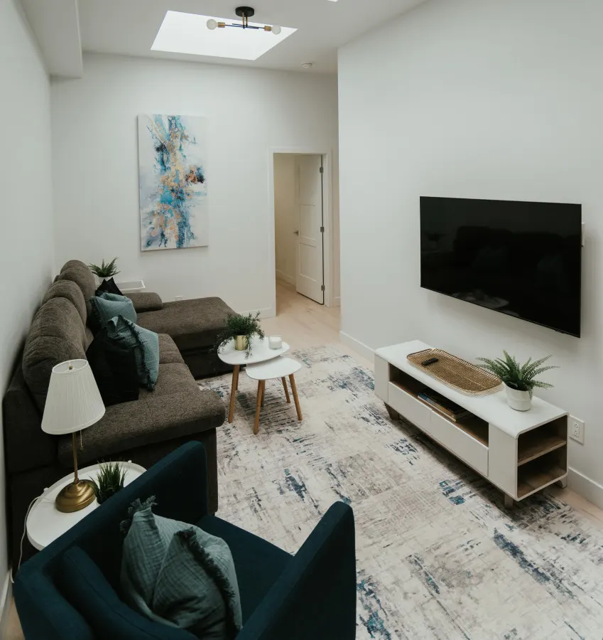 Little Italy - New Modern 2bdr Apartment in Little Italy - Unit 302 2