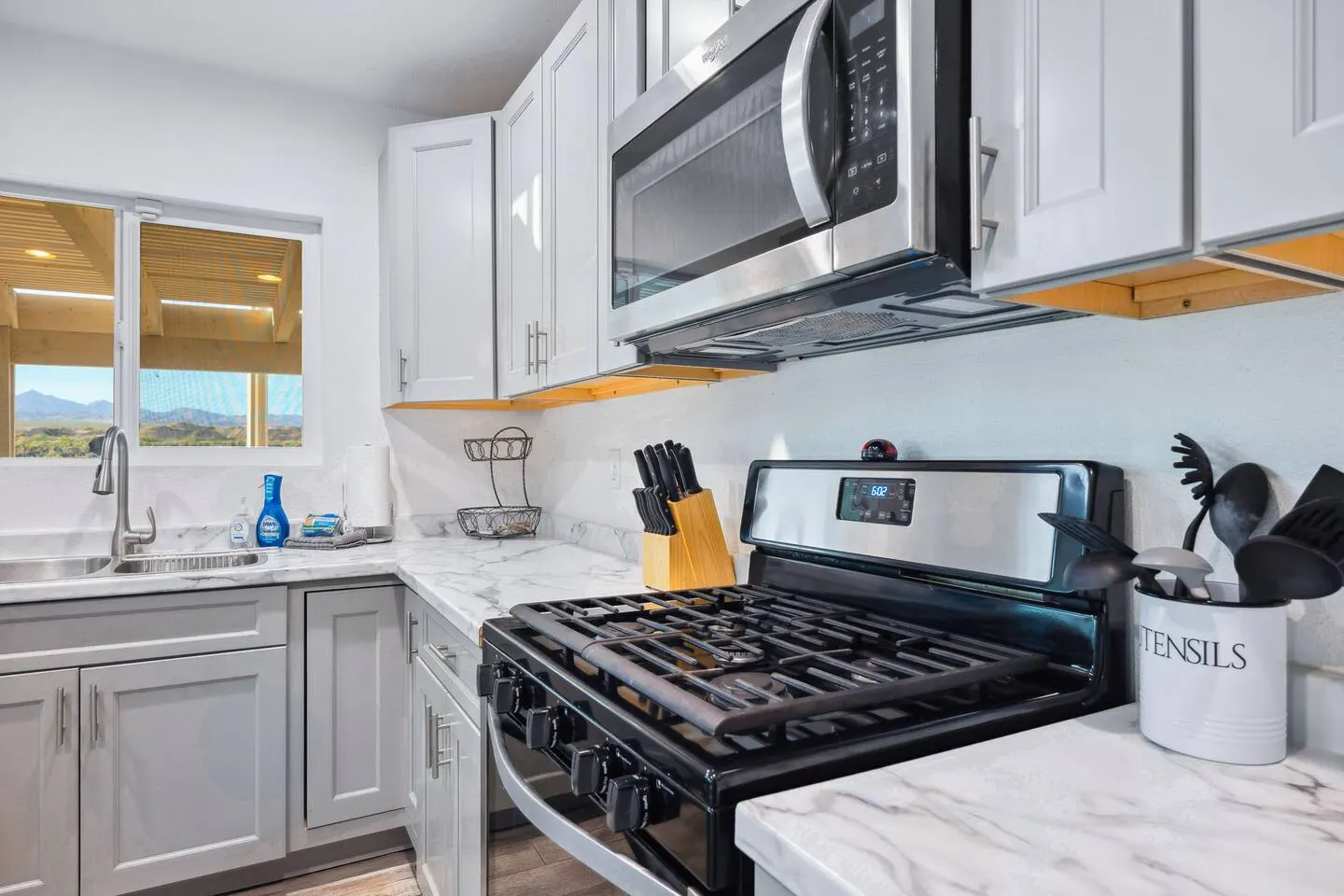 Waterfront Casa Sunset 2 bd Sleeps 10 19