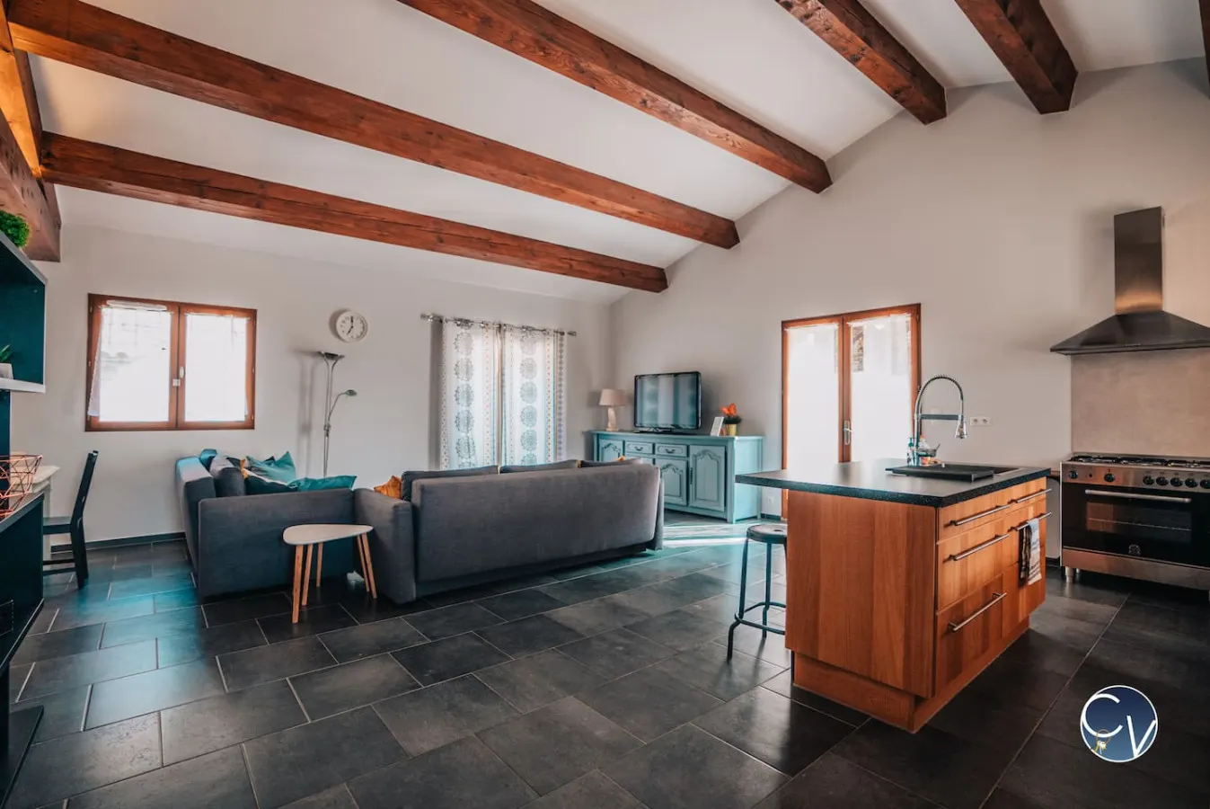 Villa avec piscine privée & jardin en Ardèche 10