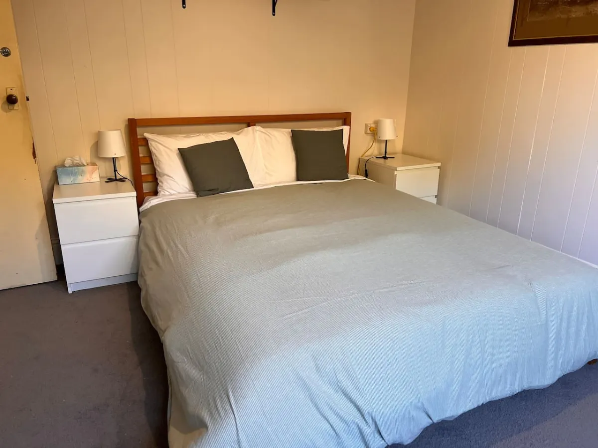 Alkira Cottage: Cozy, Comfortable, and Convenient 10