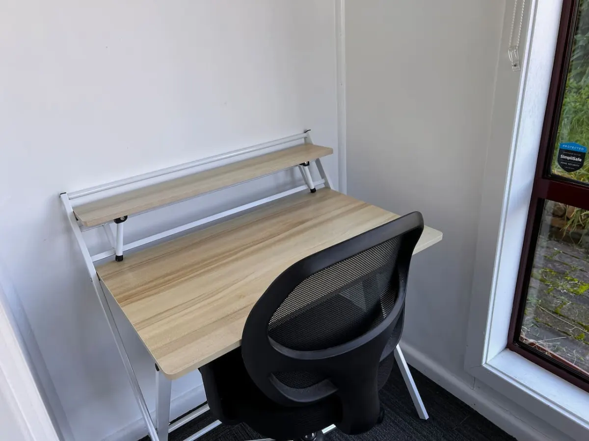 Alkira Cottage: Cozy, Comfortable, and Convenient 14