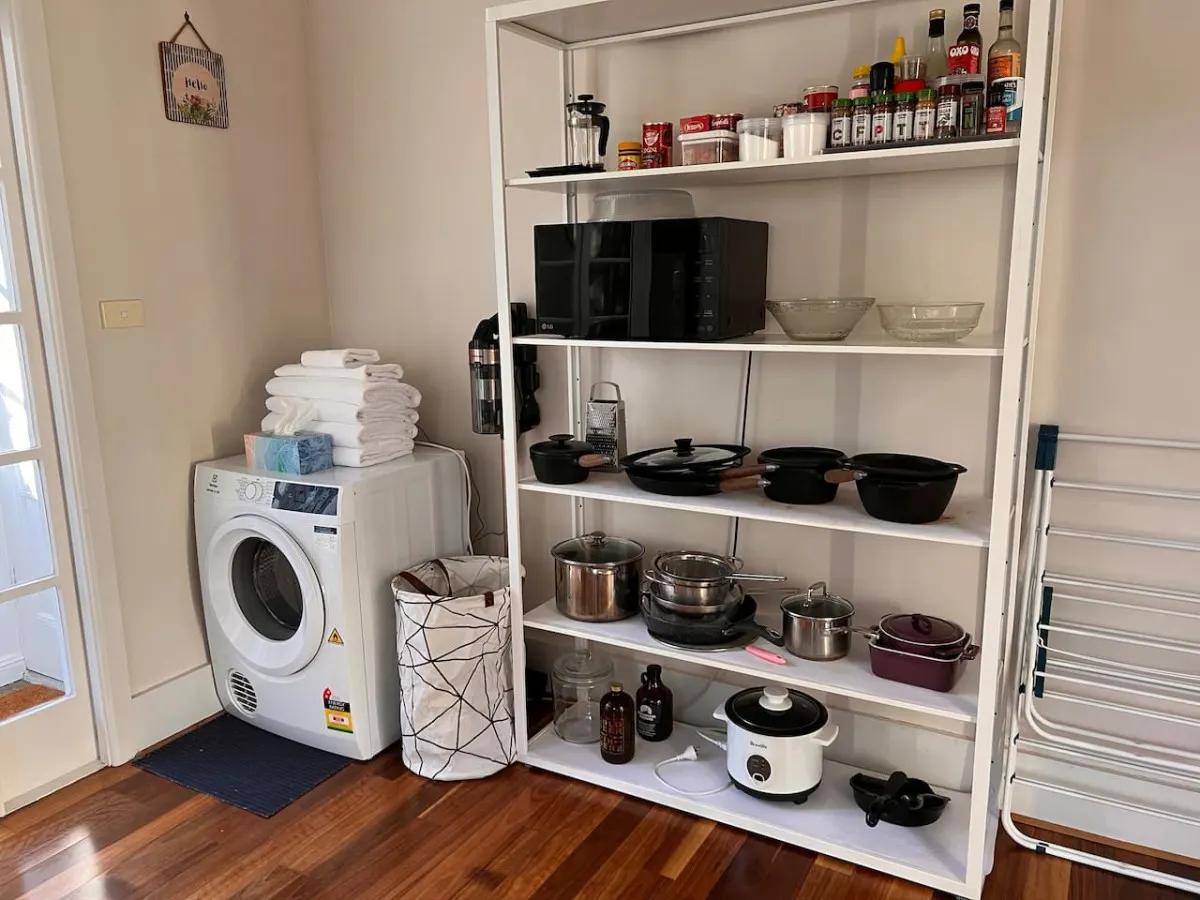 Alkira Cottage: Cozy, Comfortable, and Convenient 5