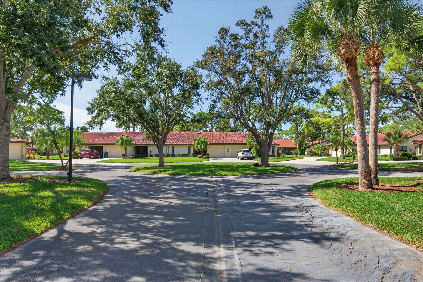 Florida Oasis Fully Equipped 12 Min to Beaches 11
