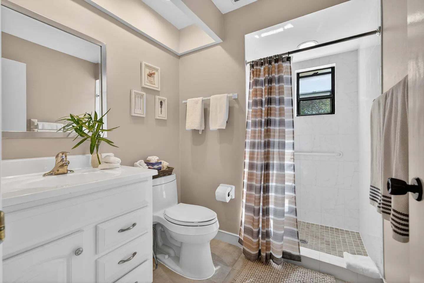 Florida Oasis Fully Equipped 12 Min to Beaches 13
