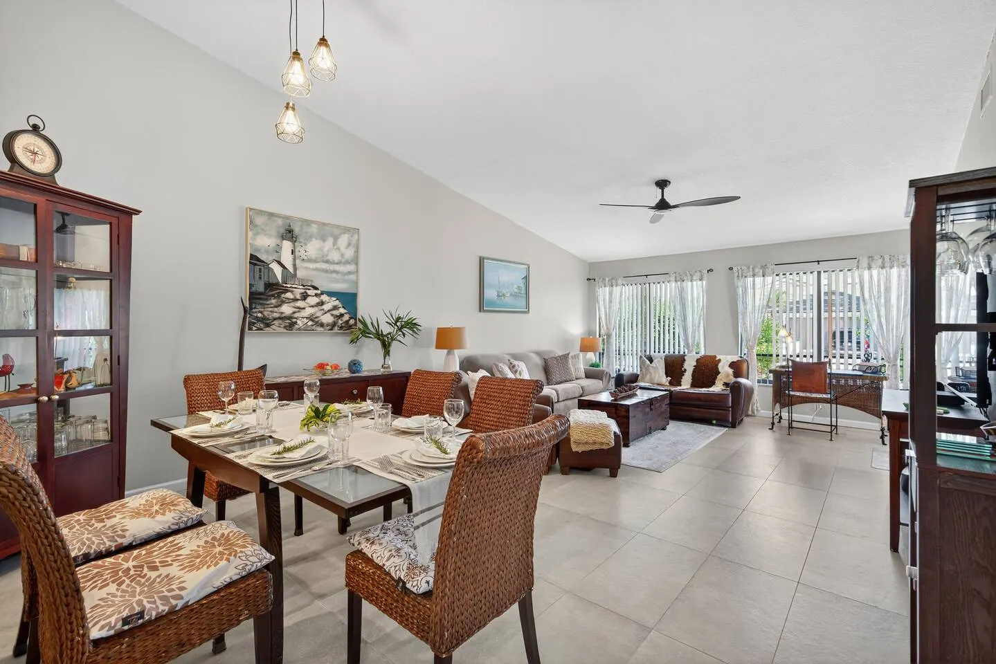 Florida Oasis Fully Equipped 12 Min to Beaches 4