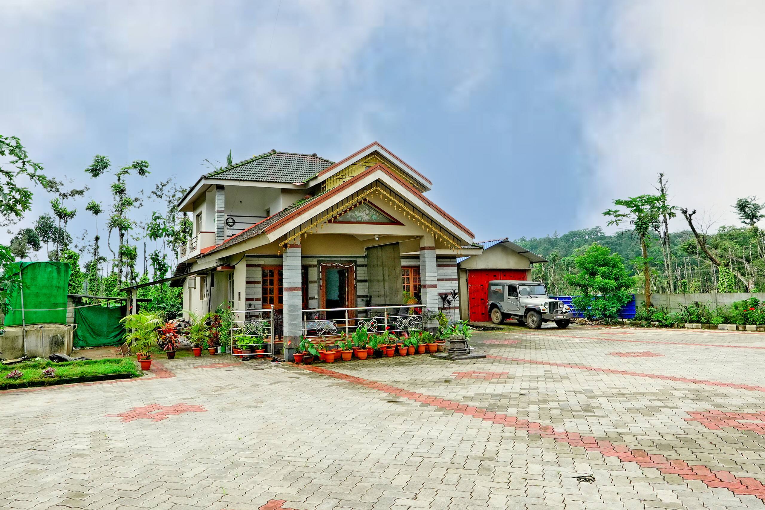 NatureSky Homestay -Full Villa, Home Food & Estate 4