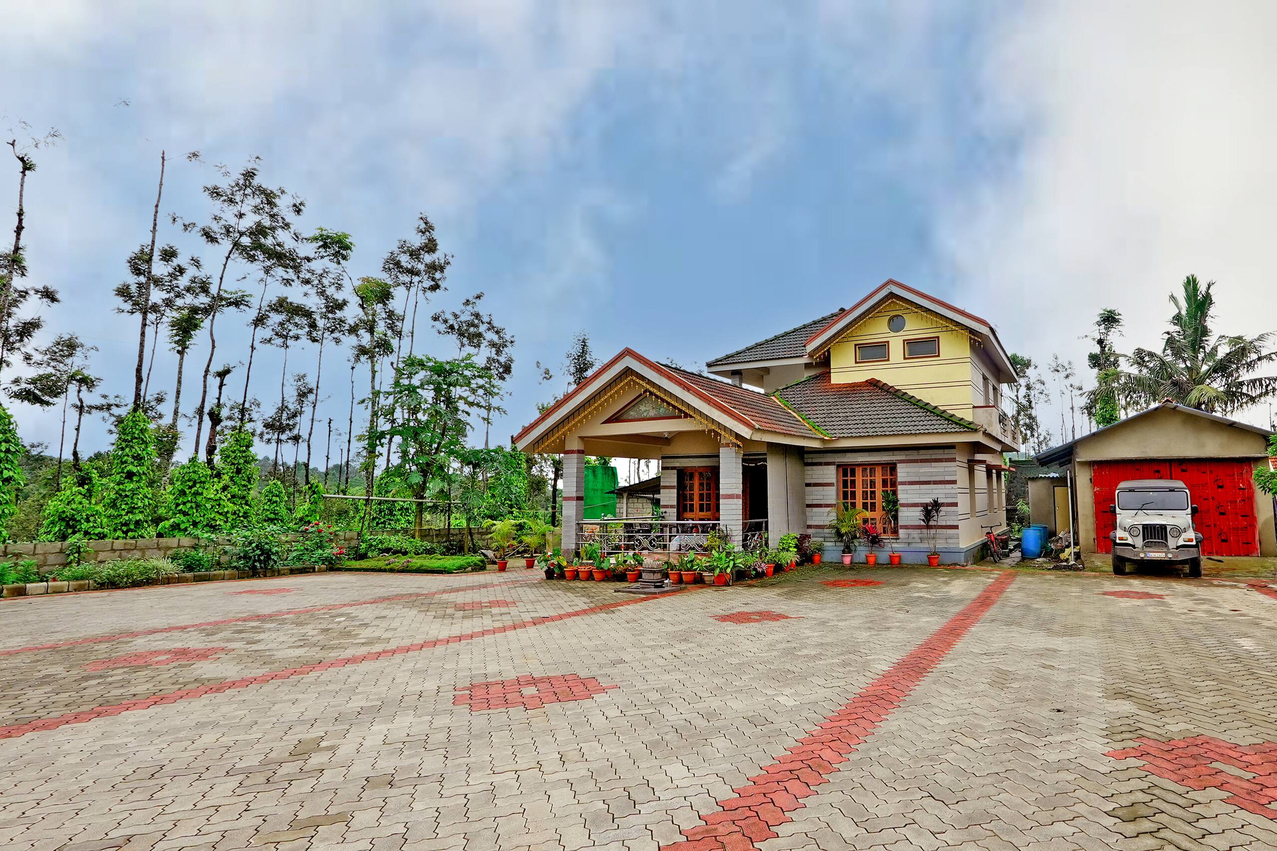 NatureSky Homestay -Full Villa, Home Food & Estate 11
