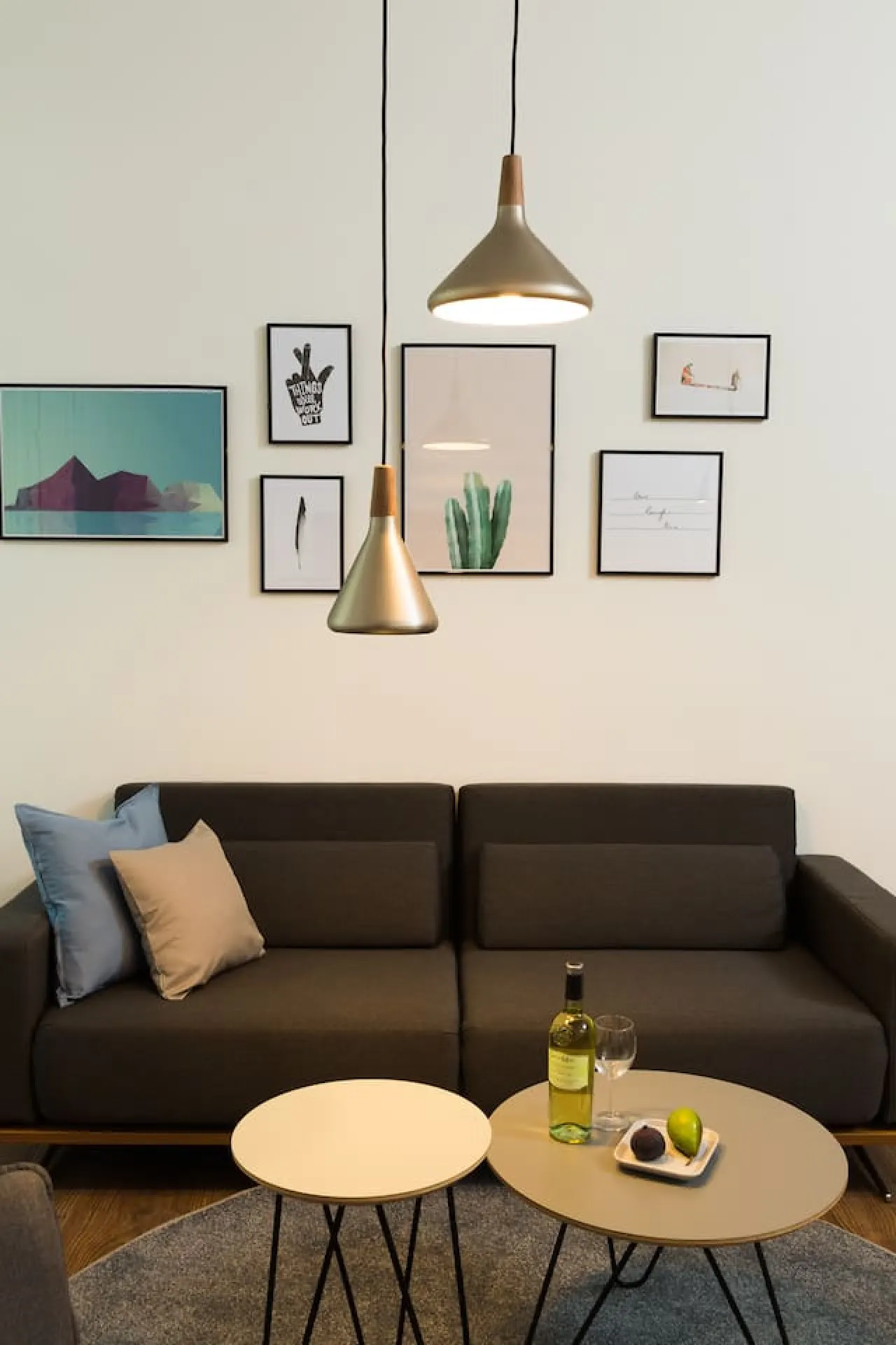 3 Bedroom & 90qm Apartment in Charlottenburg 12
