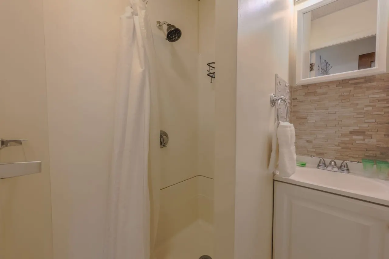 Elegant 1Bd/1Ba in Fenway! 10