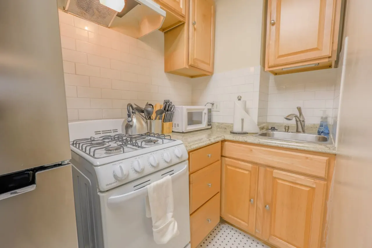 Elegant 1Bd/1Ba in Fenway! 8