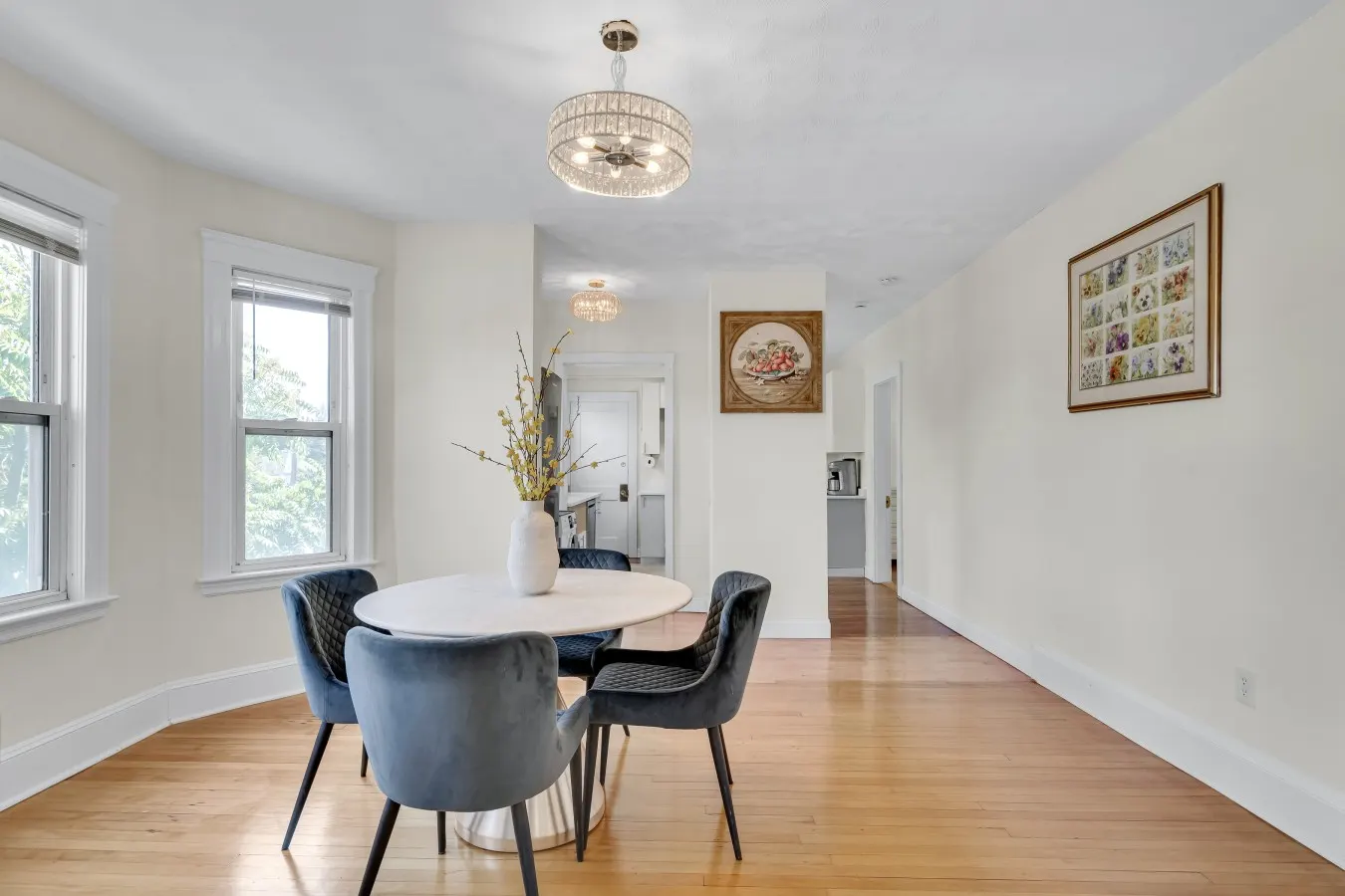 Sunny & Spacious 2BR Apartment Near Harvard Long Stays 19