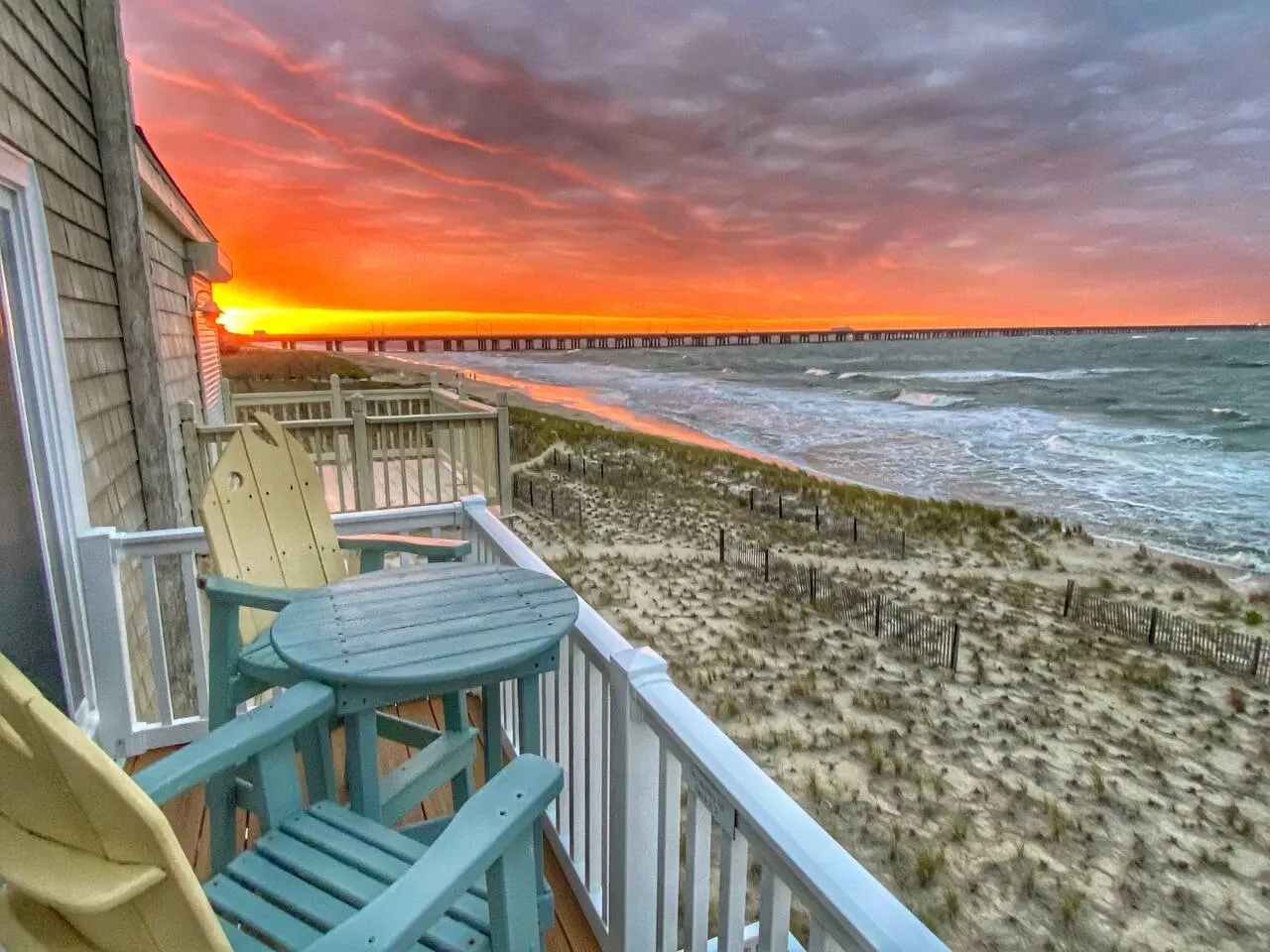 Chic’s Beach Oceanfront 3BR Home With Deck Views 8