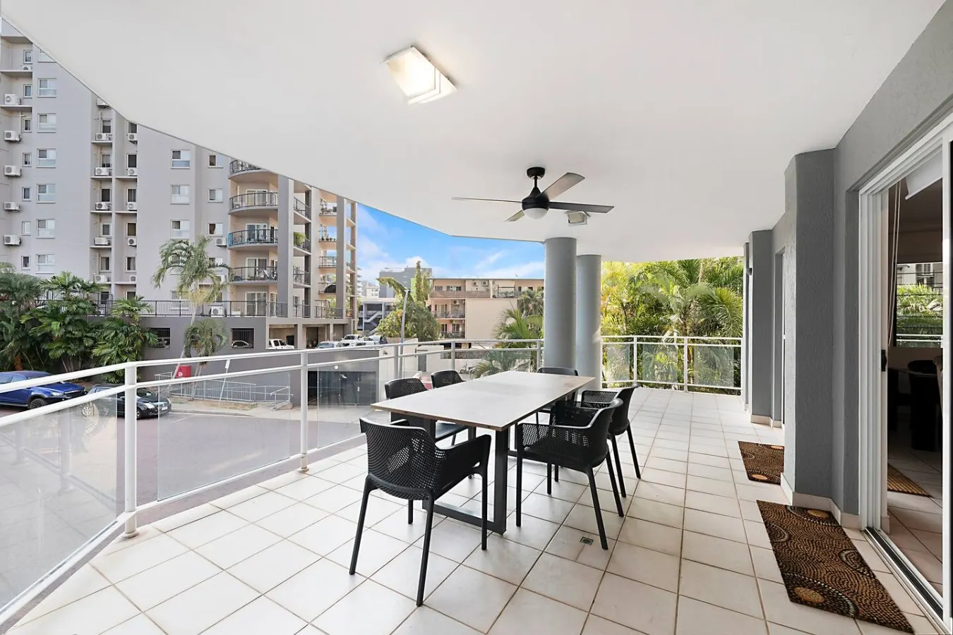 Zen Ocean Crest: Pool - Gym - Balcony - BBQ — photo 1