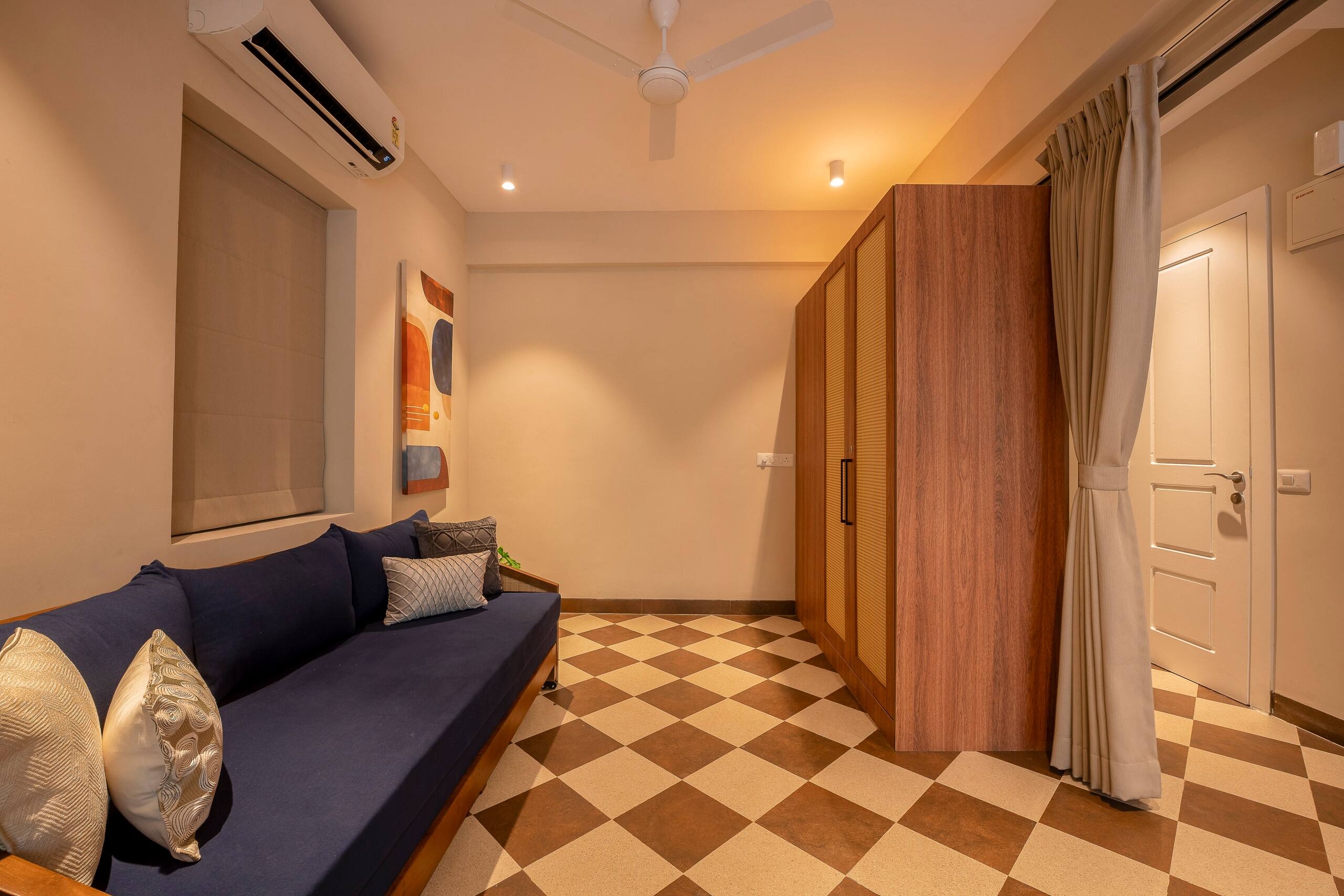 Staymaster Solintra C402 | Sea View 1.5BHK w/ Pool 27