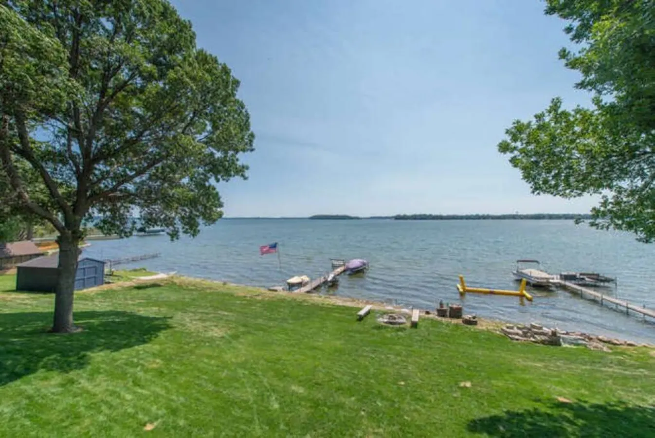 Lake Waconia luxury with dock, kayaks, dogs ok 3