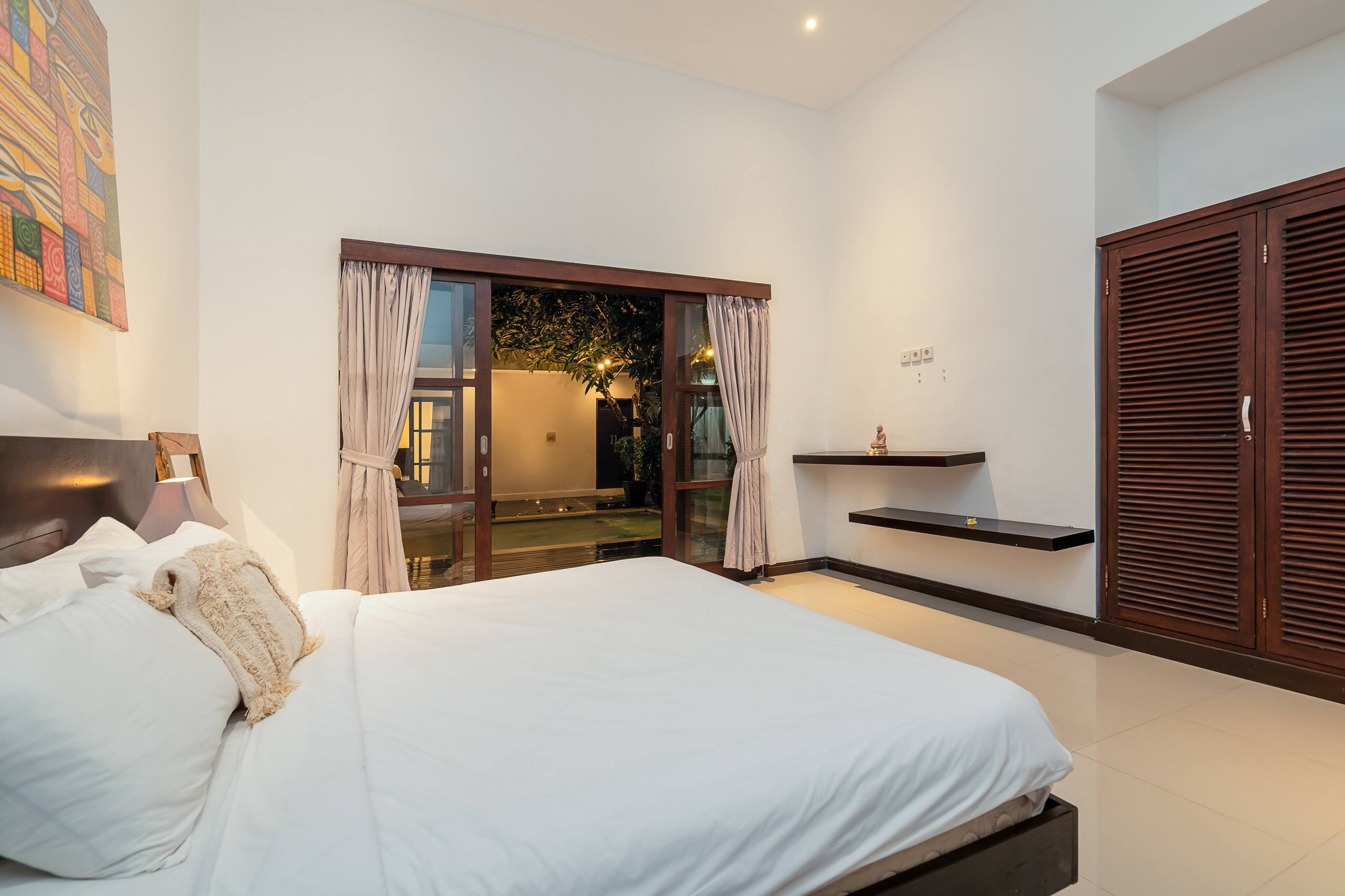 Villa Art Gecko | 2BR next to Beach in Seminyak 23
