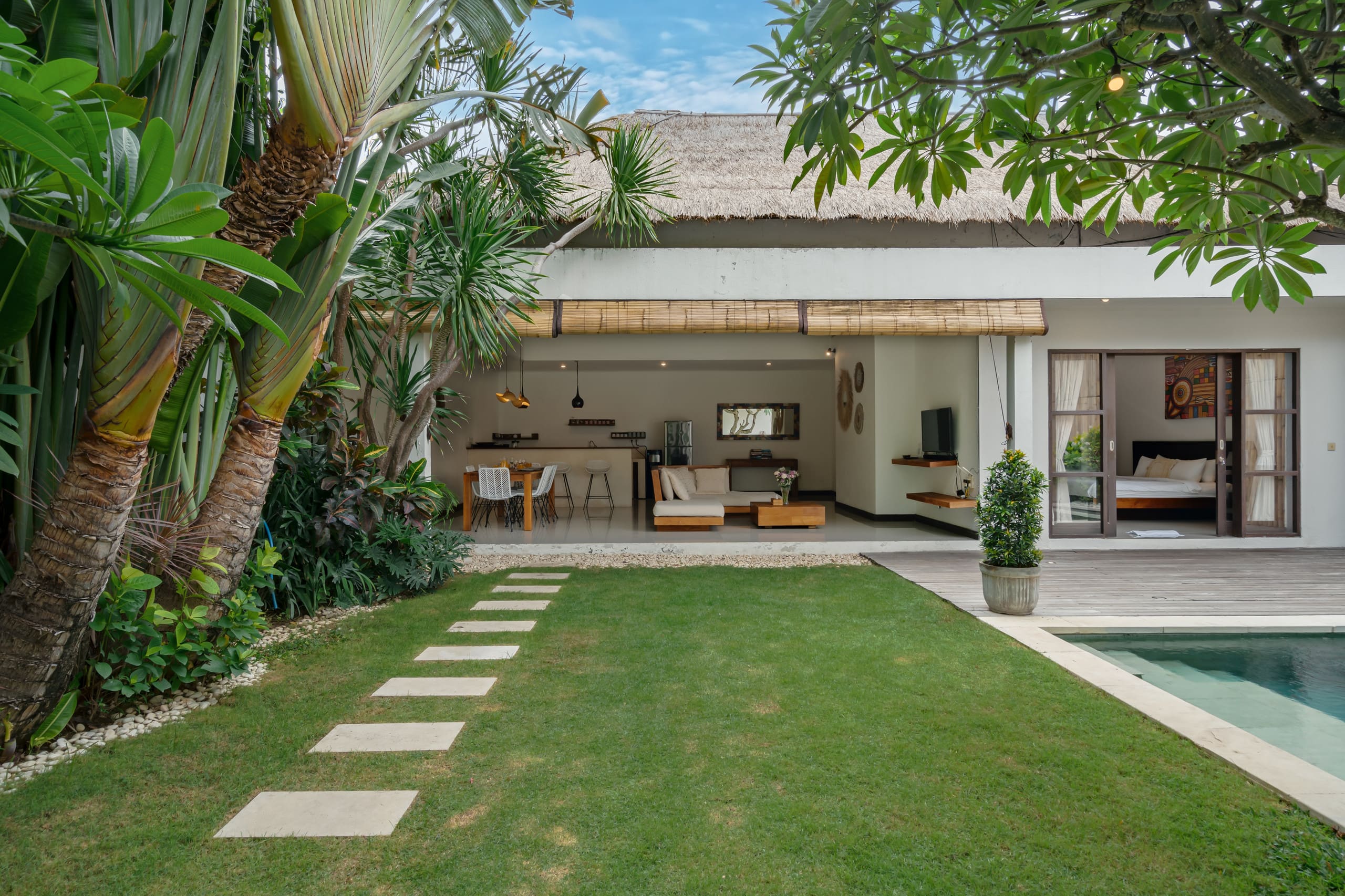 Villa Art Gecko | 2BR next to Beach in Seminyak 7