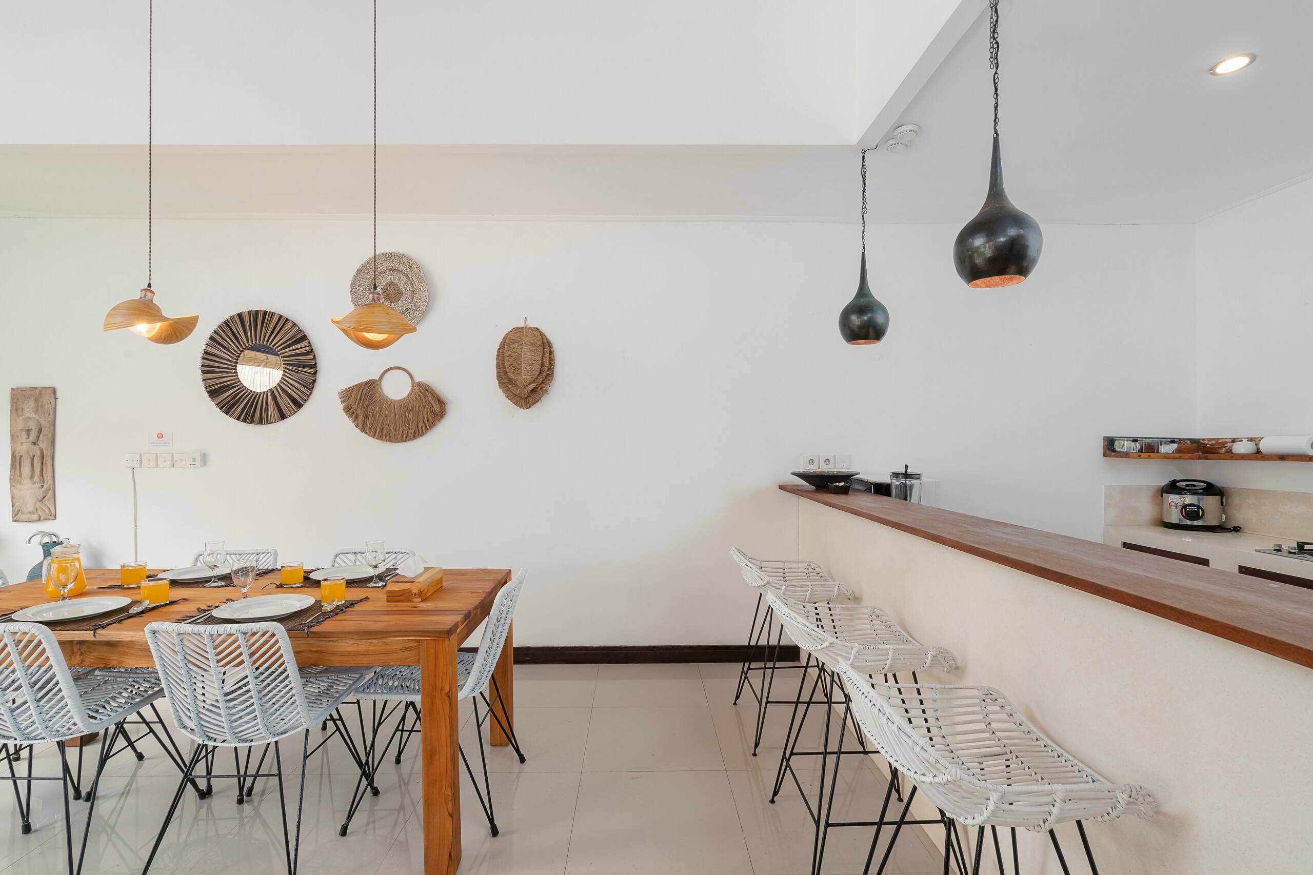 Villa Art Gecko | 2BR next to Beach in Seminyak 18