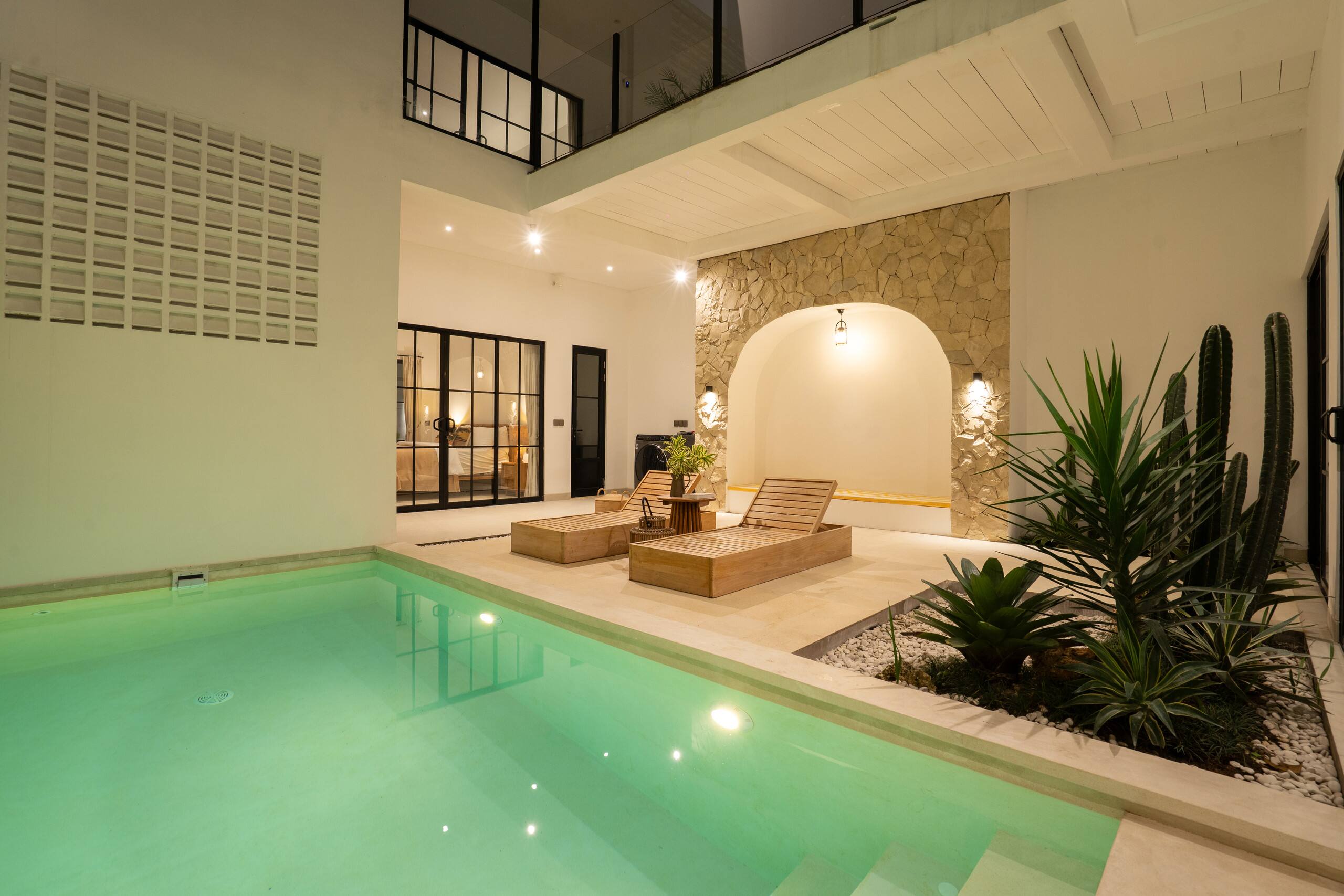 Villa Leva | Luxury Tropical 3BR Jimbaran