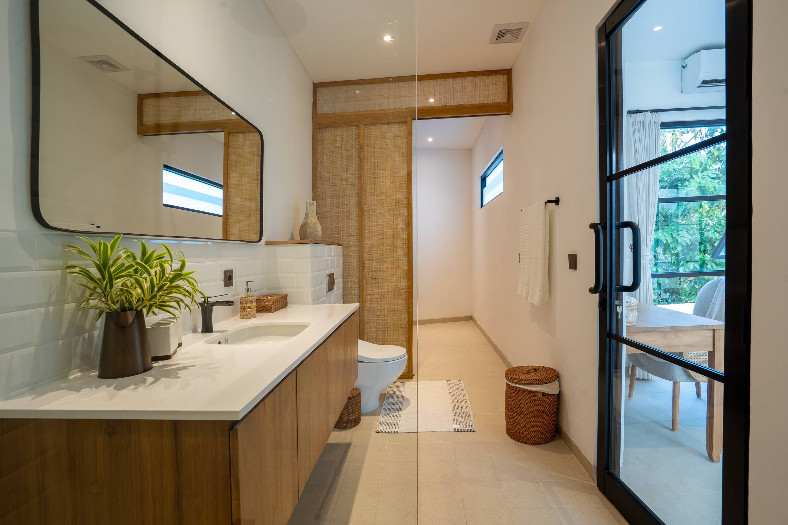 Villa Leva | Luxury Tropical 3BR Jimbaran 23