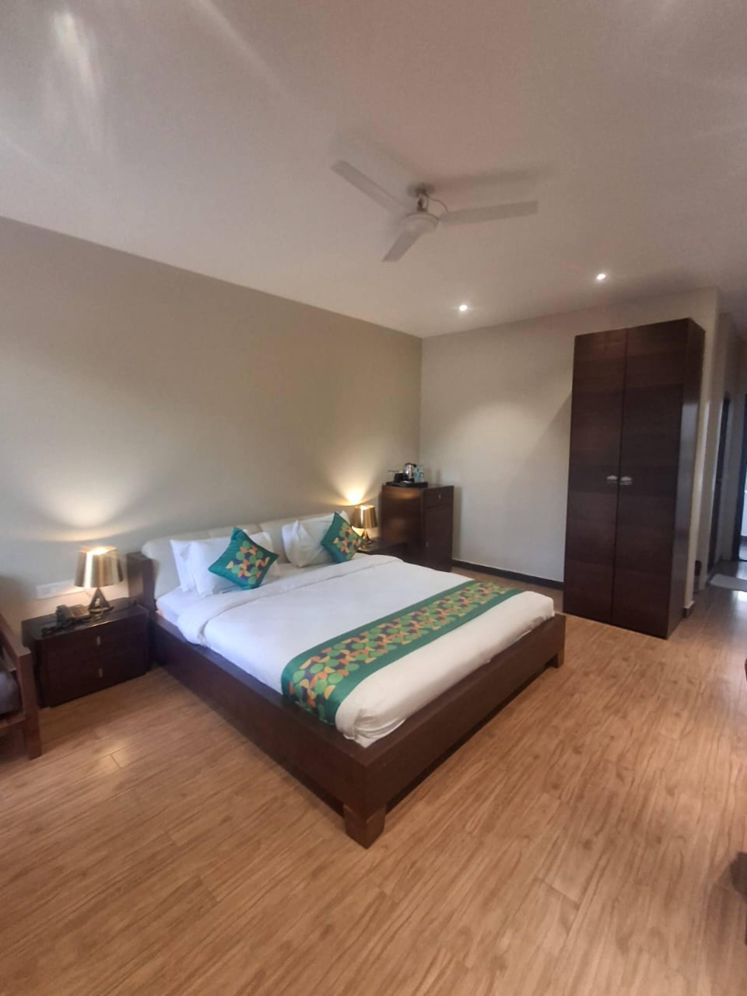 Mandrem Beach Retreat | Pool Access | AC | Bathtub 12