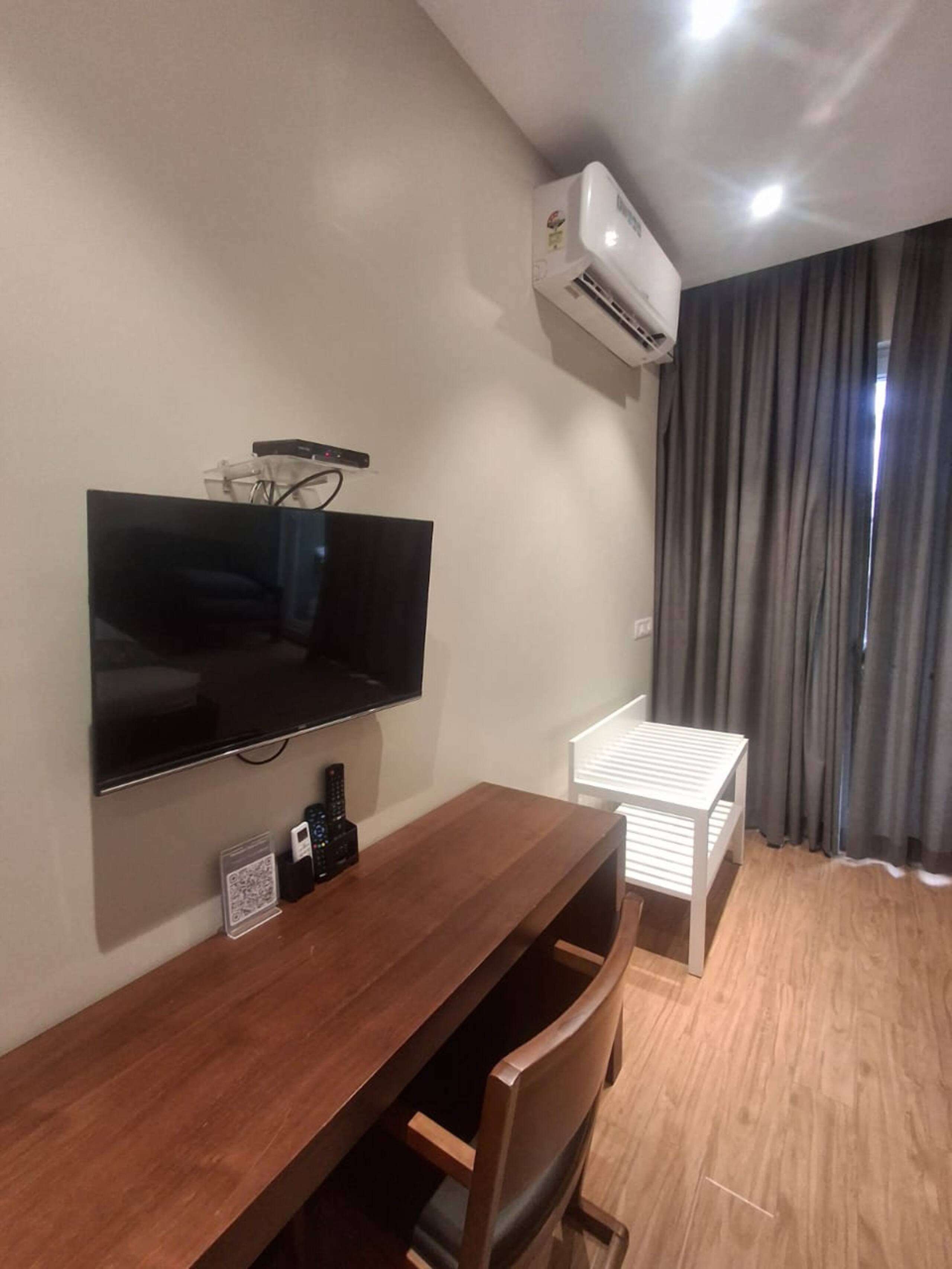 Mandrem Beach Retreat | Pool Access | AC | Bathtub 18
