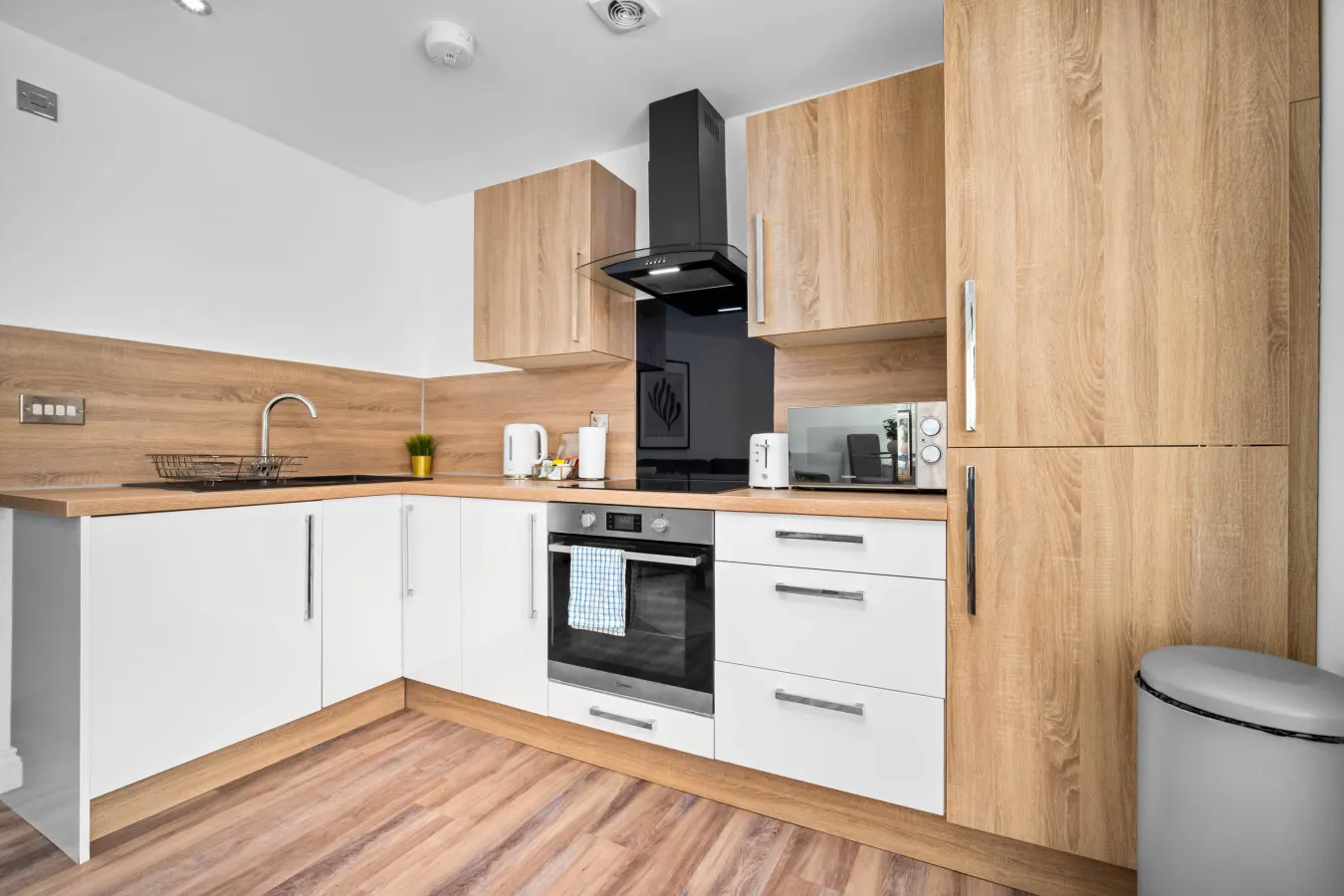 Modern Apartment - Jewellery Quarter - Smart TV - WIFI 2 9