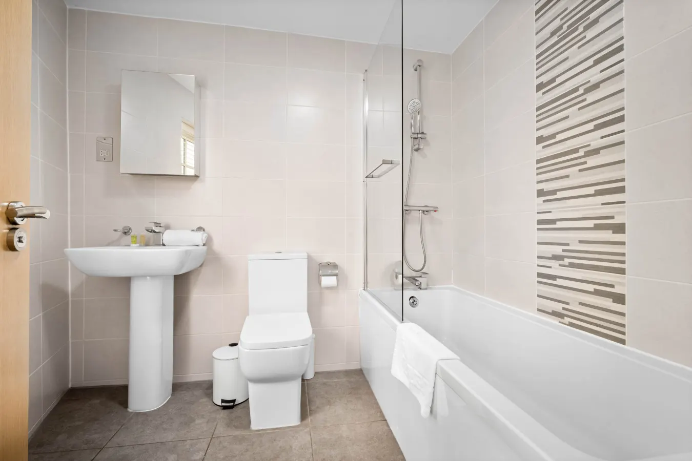 Modern Apartment - Jewellery Quarter - Smart TV - WIFI 2 — photo 5