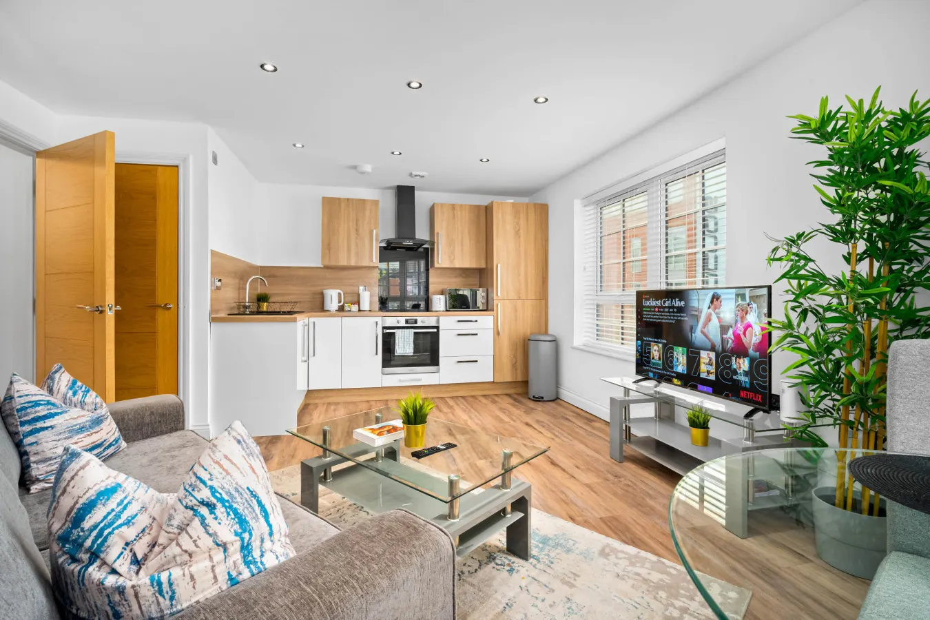 Modern Apartment - Jewellery Quarter - Smart TV - WIFI 2 7