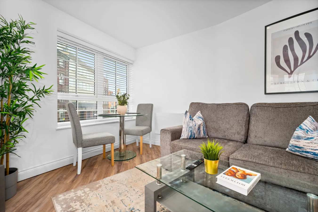Modern Apartment - Jewellery Quarter - Smart TV - WIFI 2 8