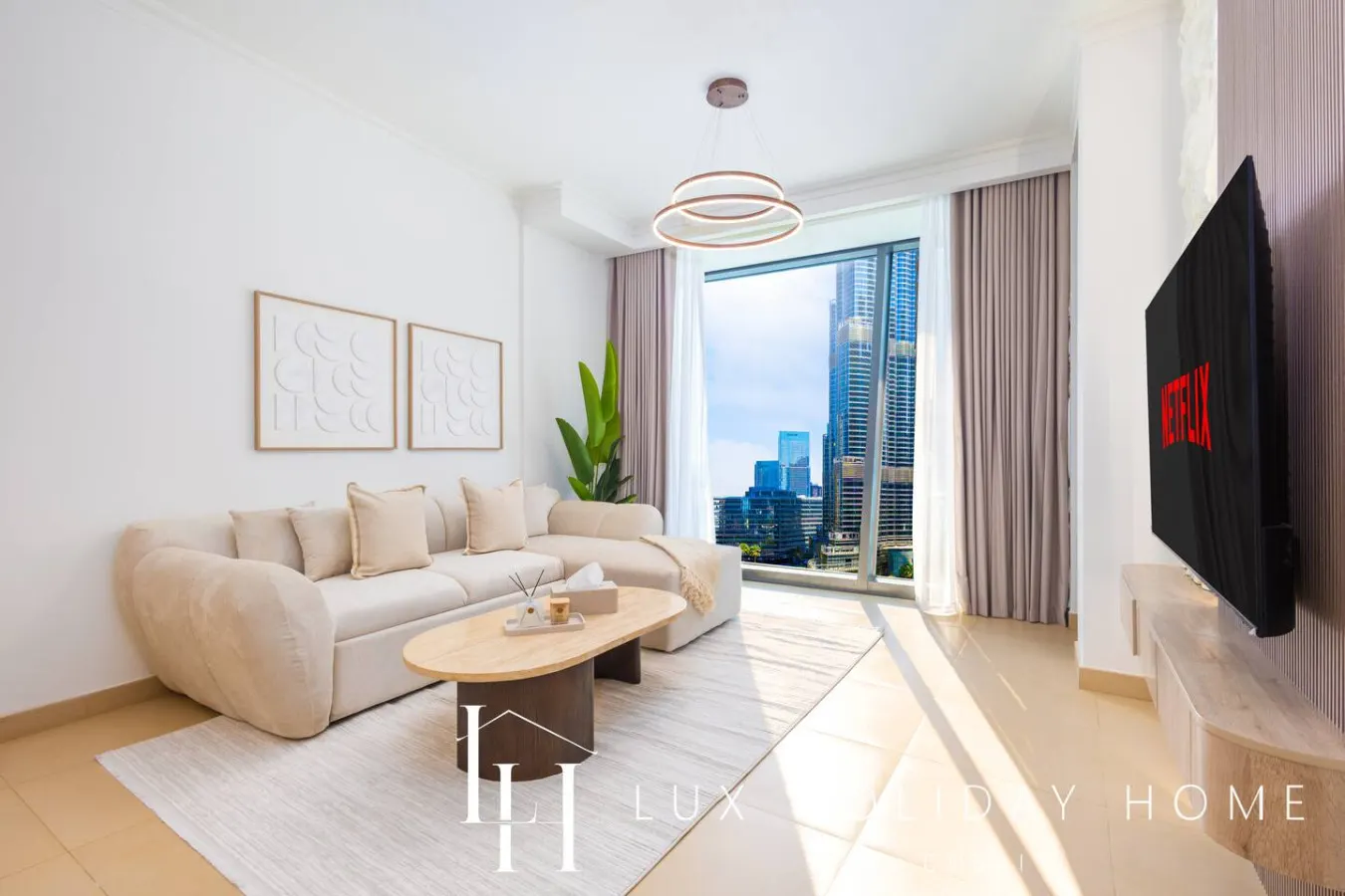 LUX | The Burj Vista Suite — photo 2