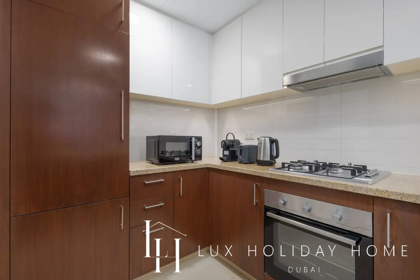LUX The Burj Vista Suite 14